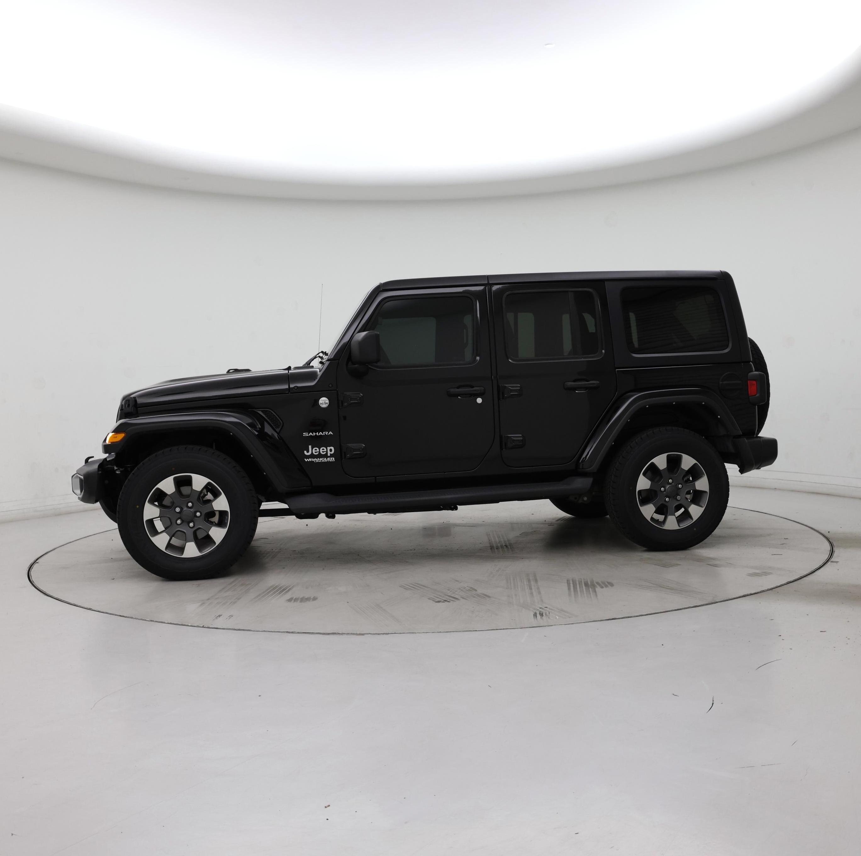 Thumbnail: 2022 Jeep Wrangler - 3