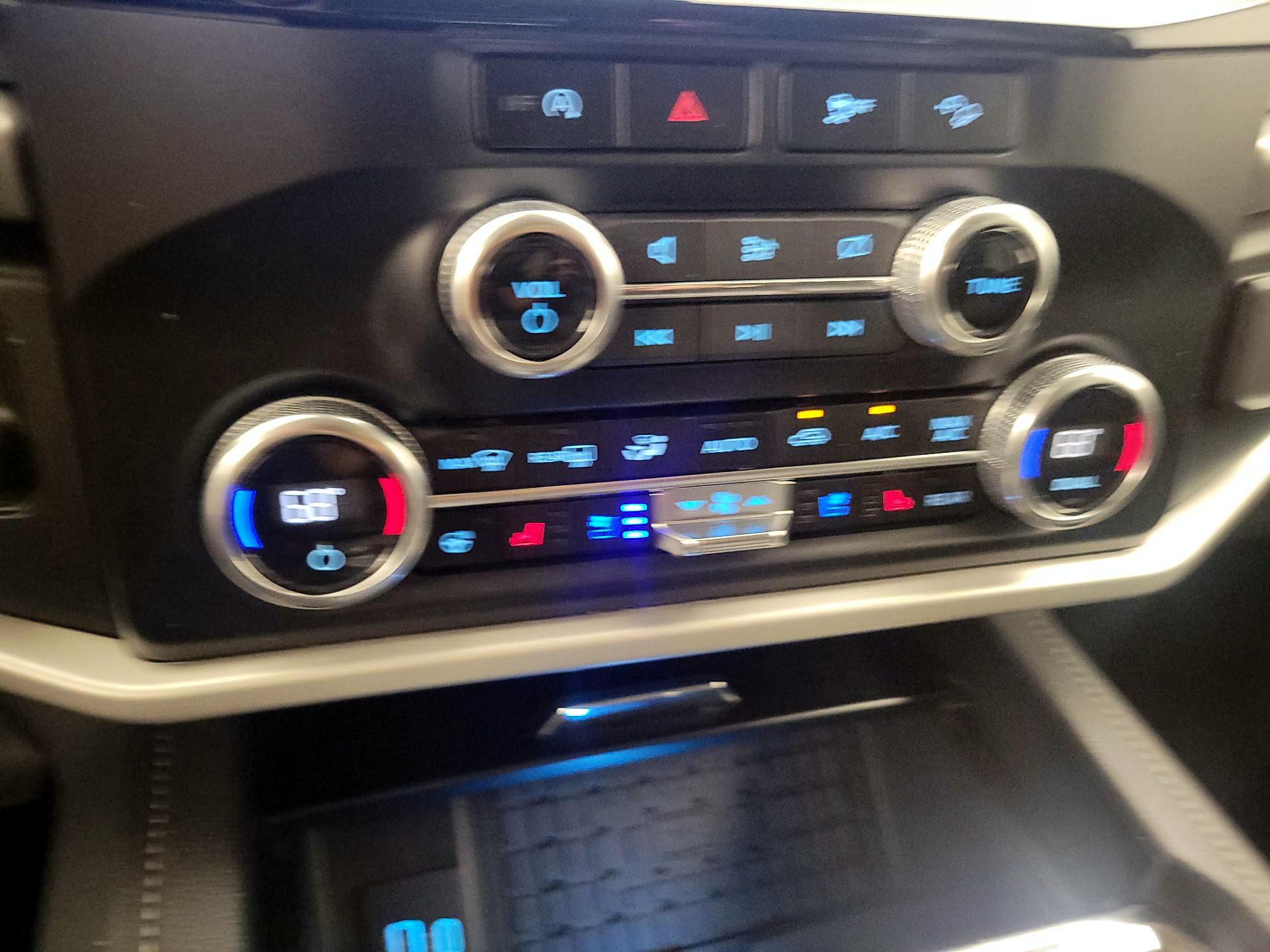 Thumbnail: 2024 Ford Expedition MAX - 17