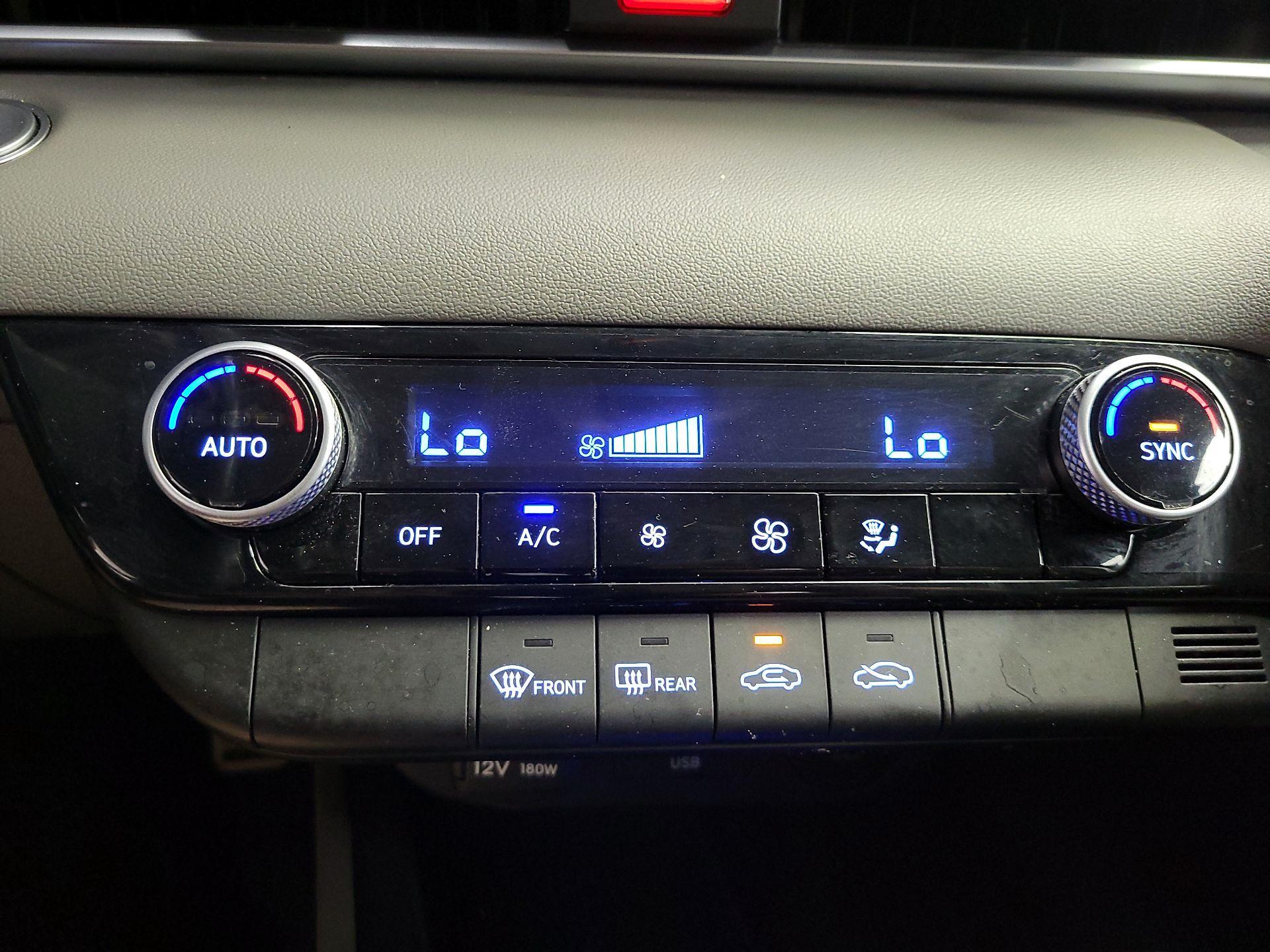 Thumbnail: 2025 Hyundai Elantra - 16