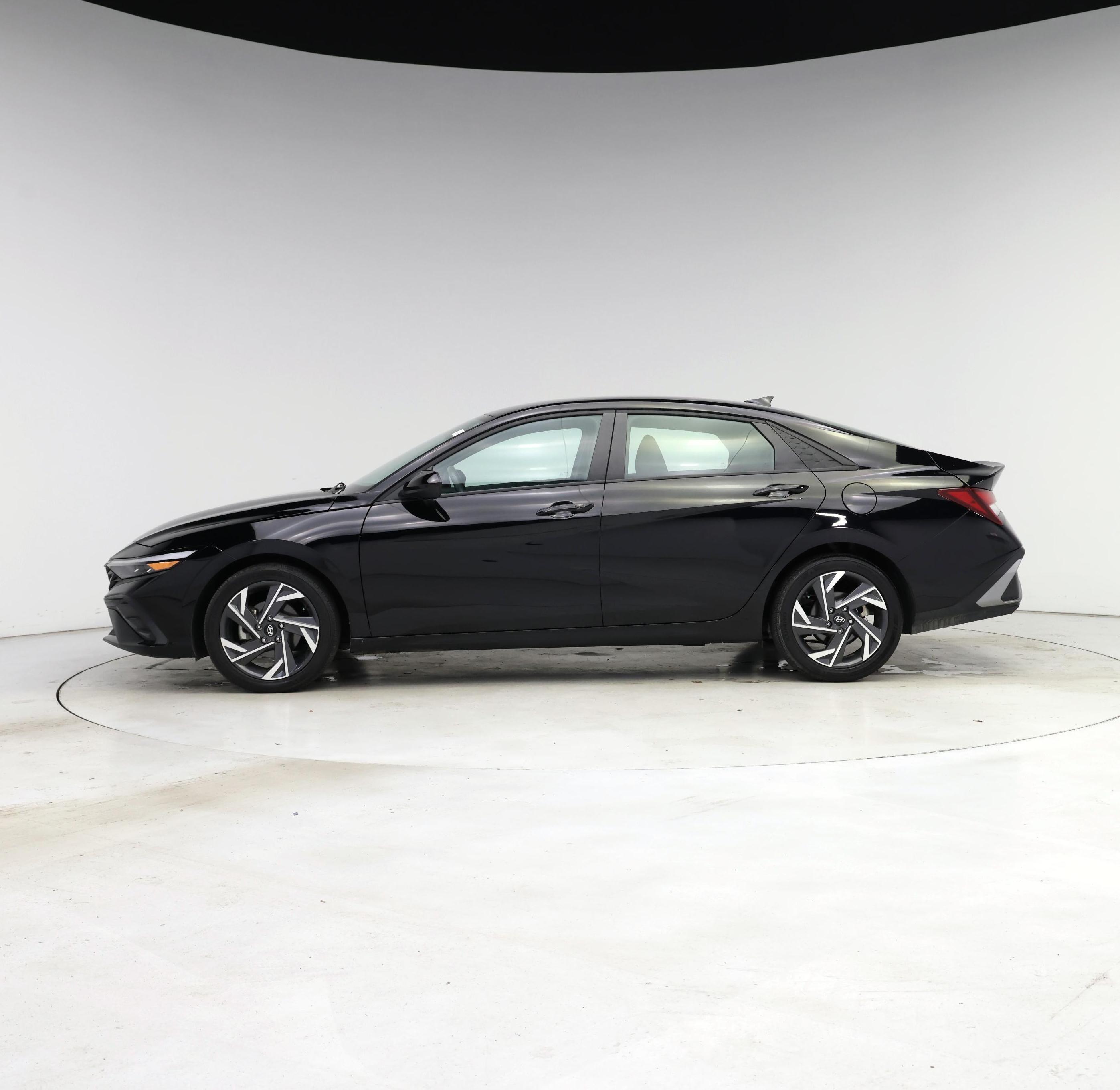 Thumbnail: 2025 Hyundai Elantra - 3