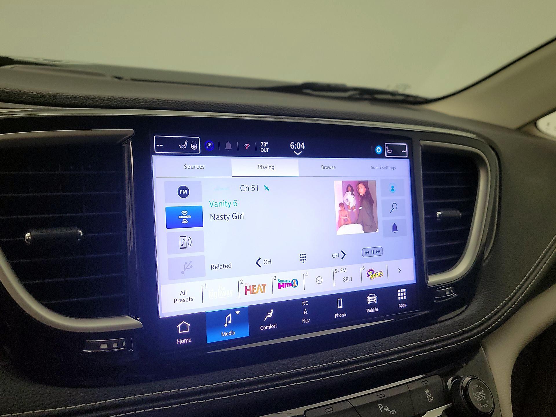 Thumbnail: 2024 Chrysler Pacifica - 16
