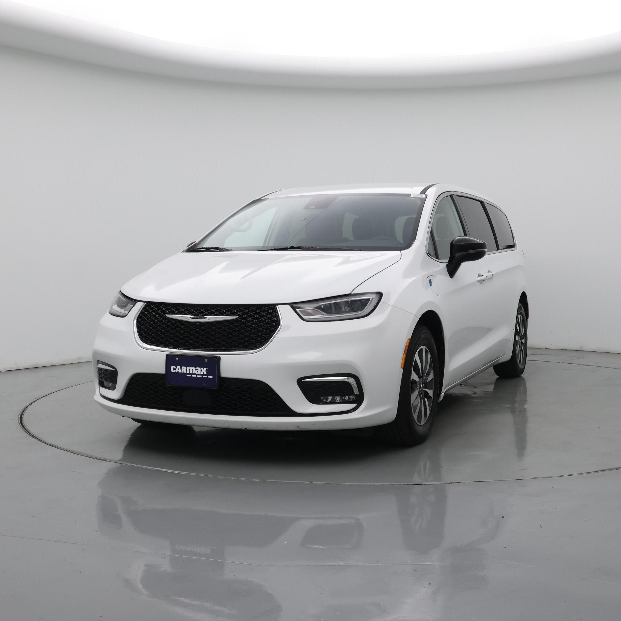 Thumbnail: 2024 Chrysler Pacifica - 4