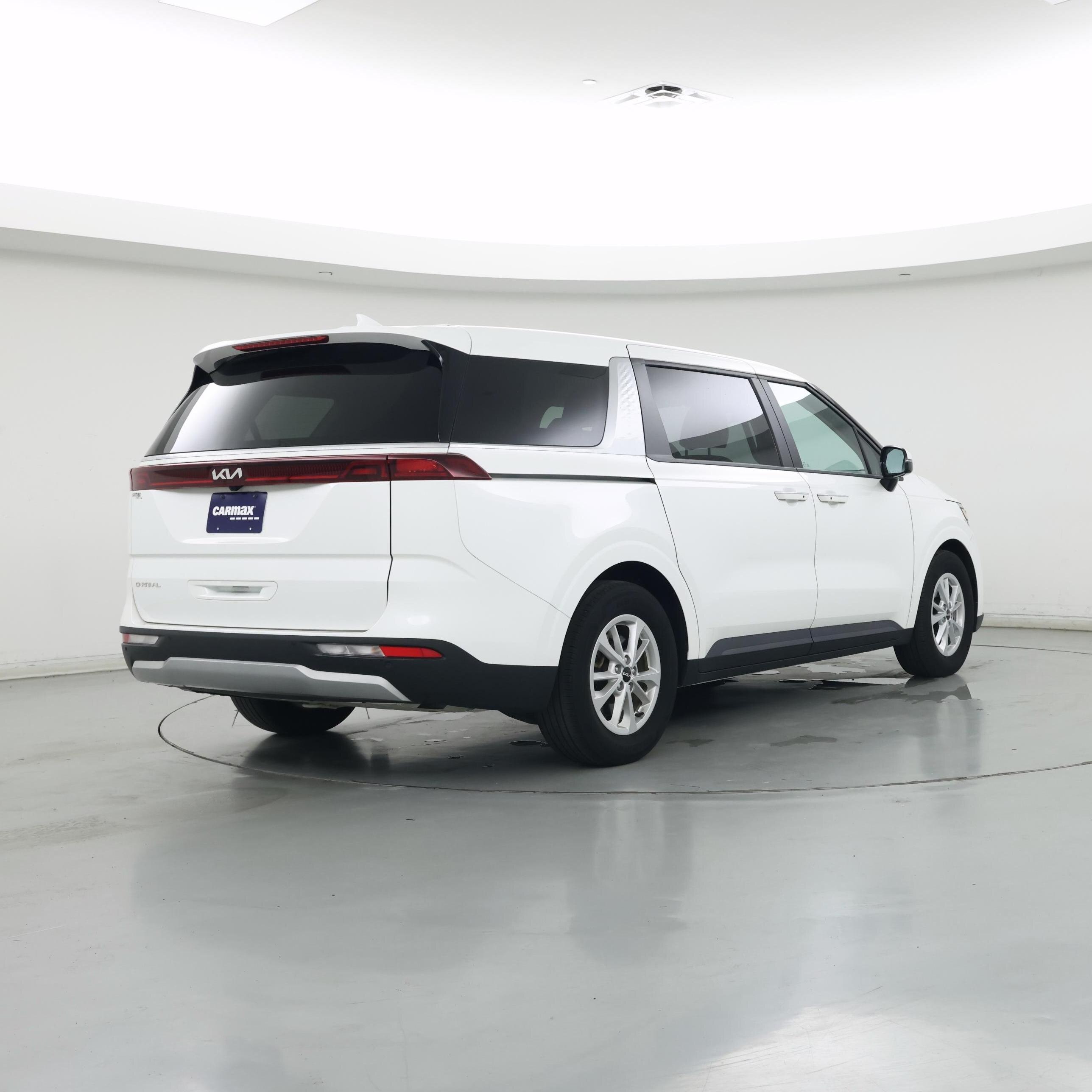 Thumbnail: 2024 Kia Carnival - 8