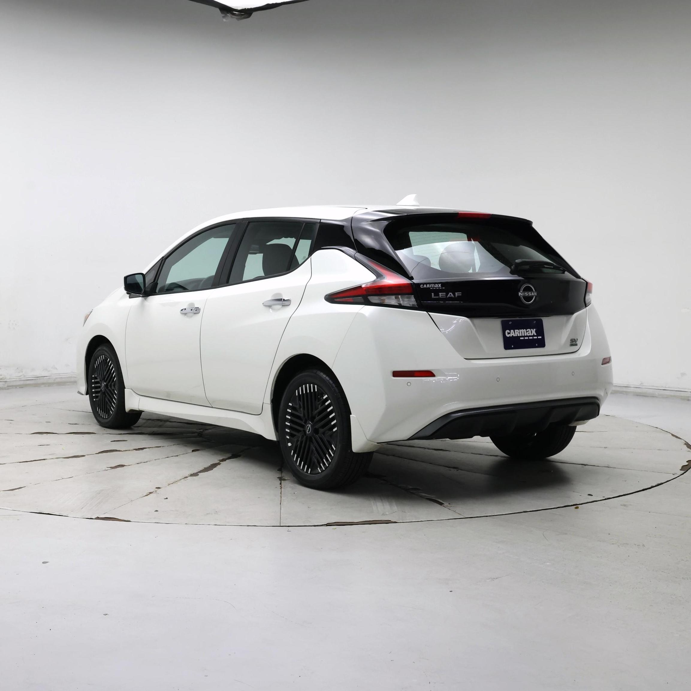 Thumbnail: 2024 Nissan Leaf - 2