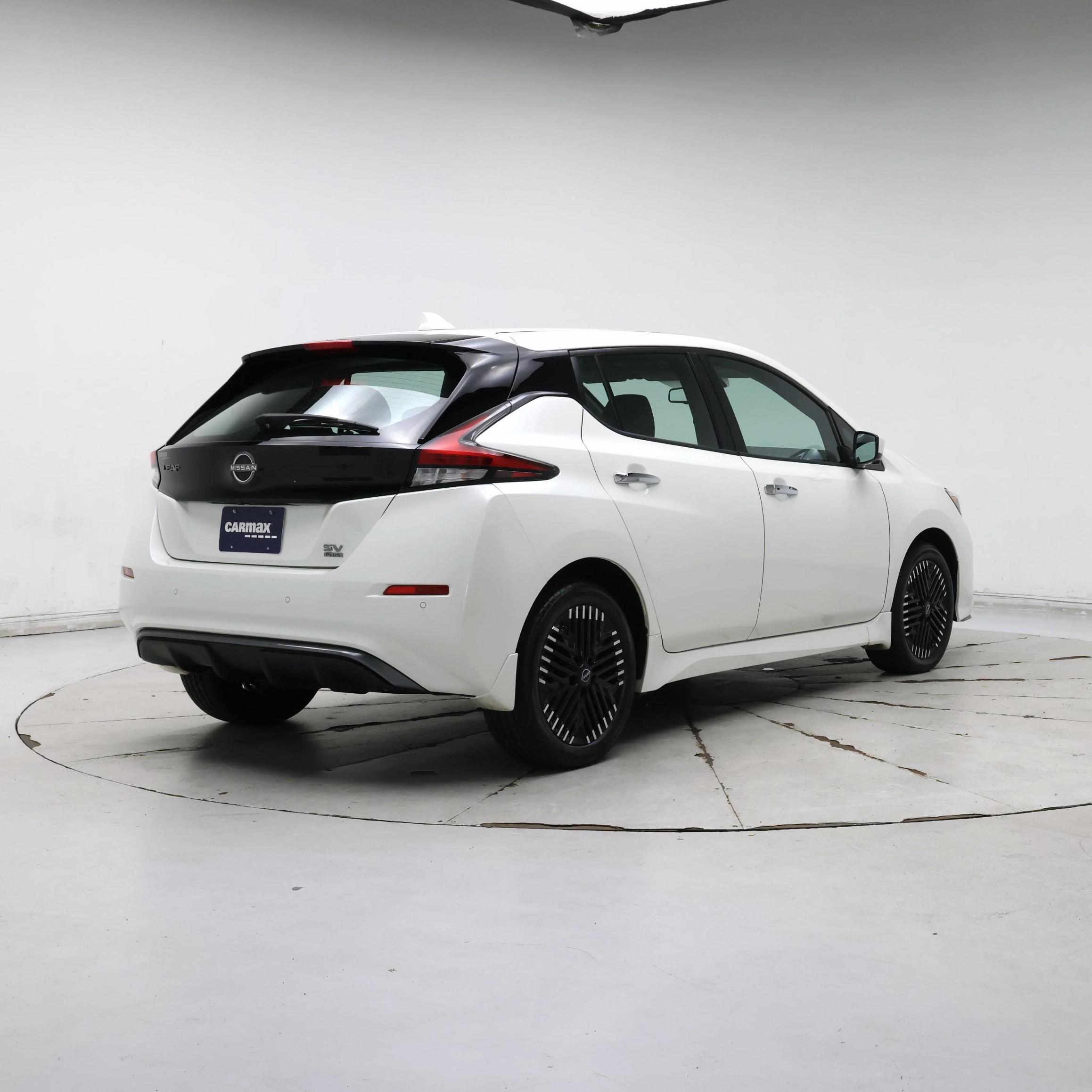 Thumbnail: 2024 Nissan Leaf - 8