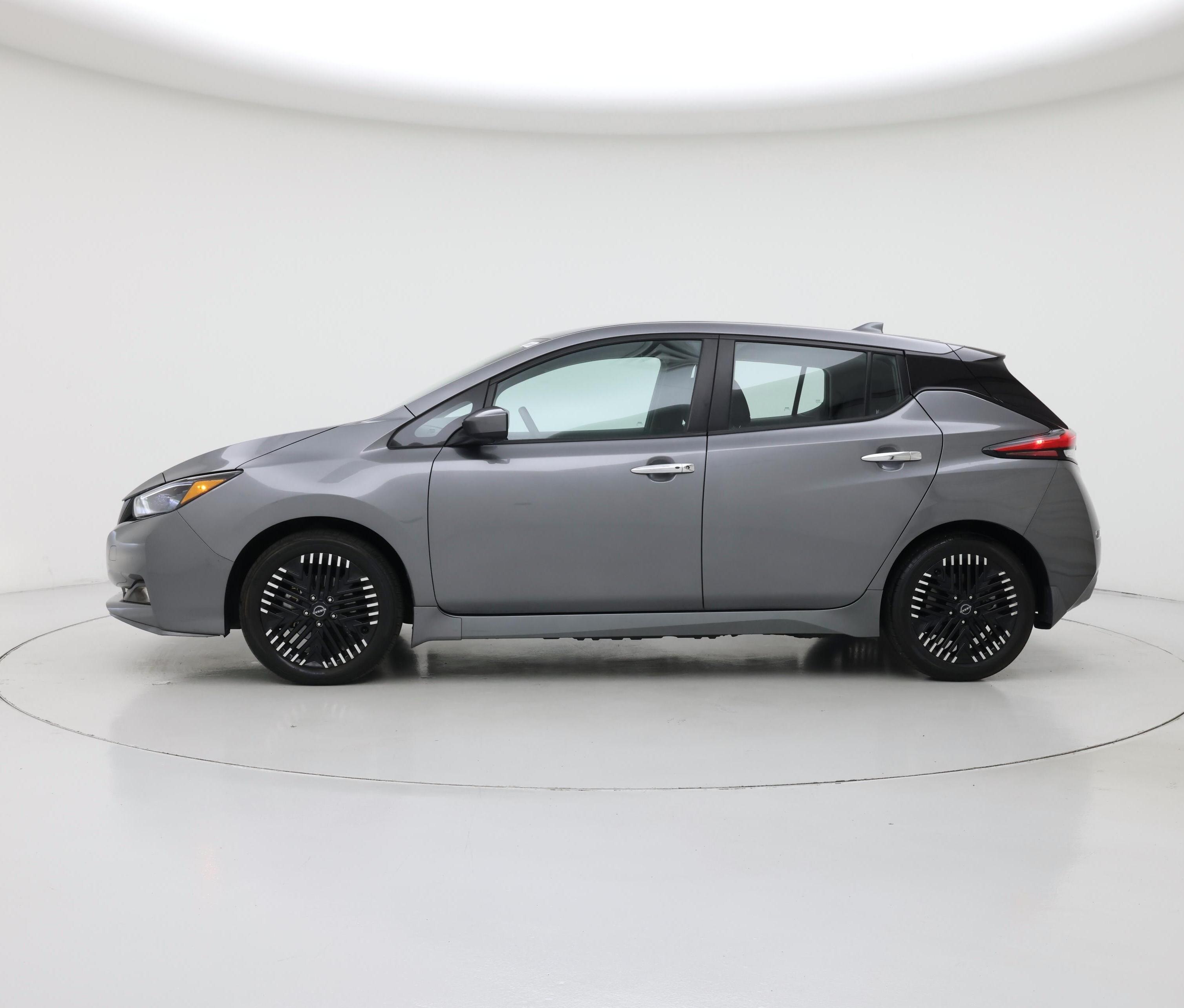 Thumbnail: 2024 Nissan Leaf - 3