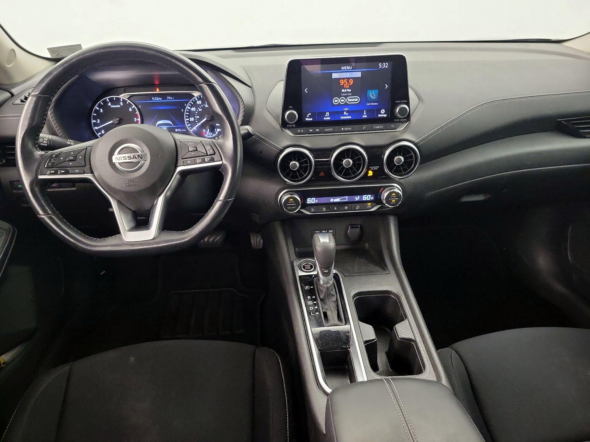 Thumbnail: 2021 Nissan Sentra - 9