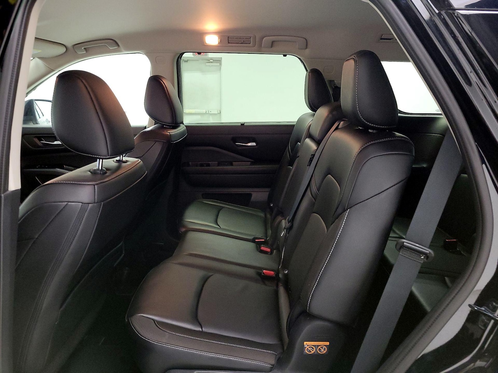2024 Nissan Pathfinder SL - Photo 21