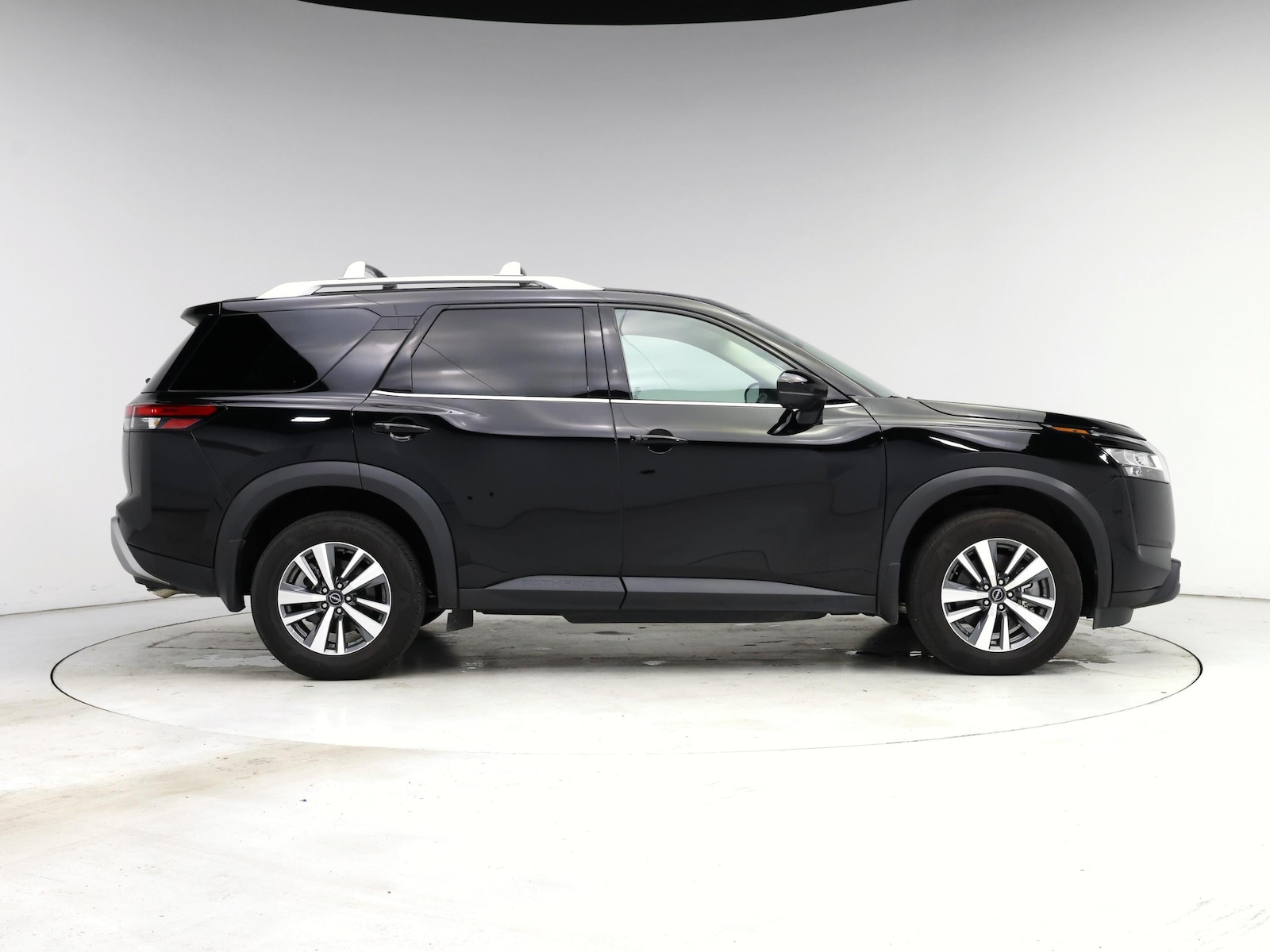 2024 Nissan Pathfinder SL - Photo 8