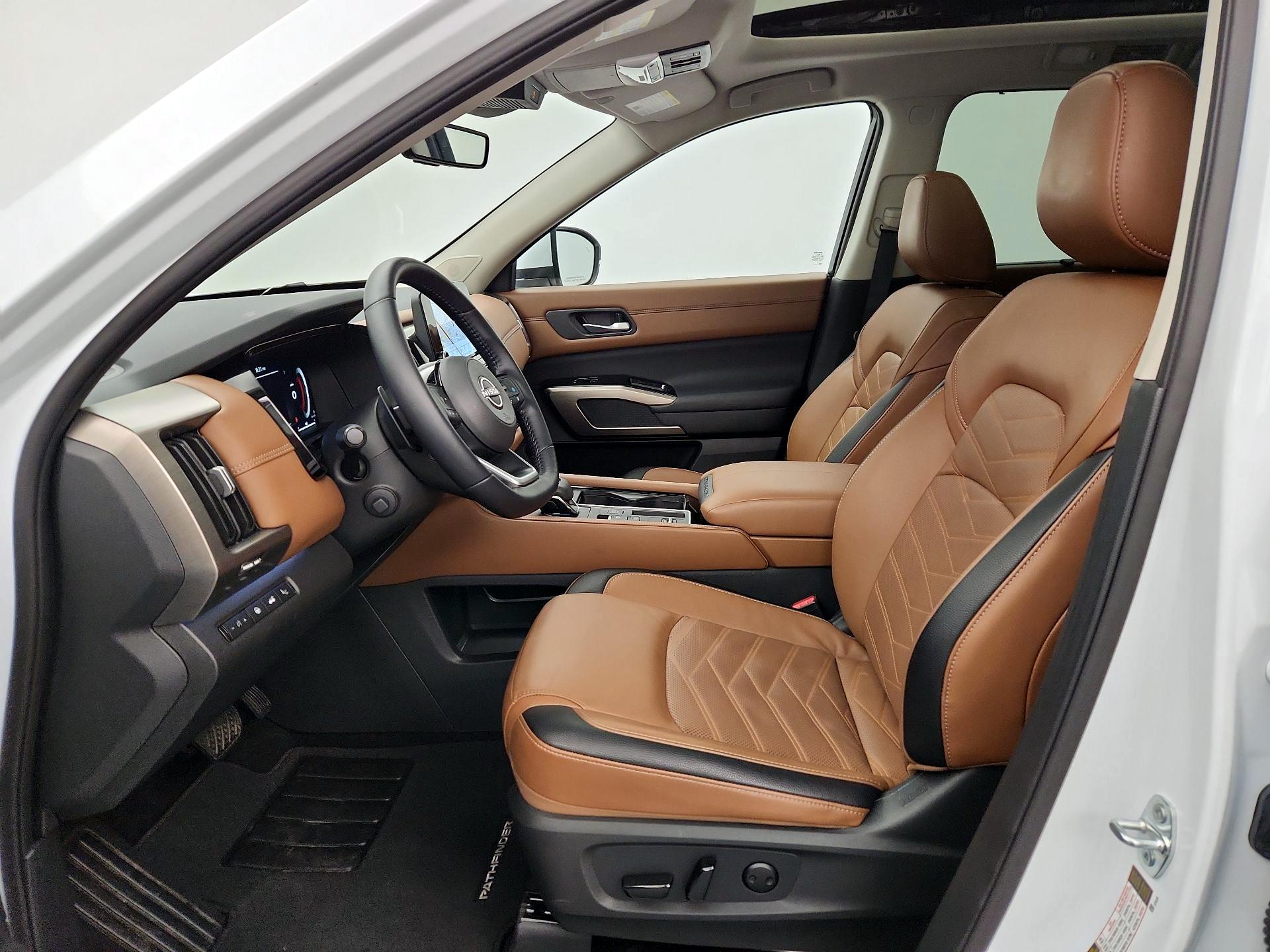 Thumbnail: 2025 Nissan Pathfinder - 11
