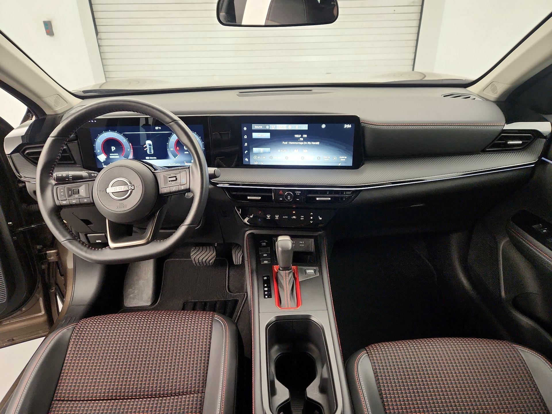 Thumbnail: 2025 Nissan Kicks - 9