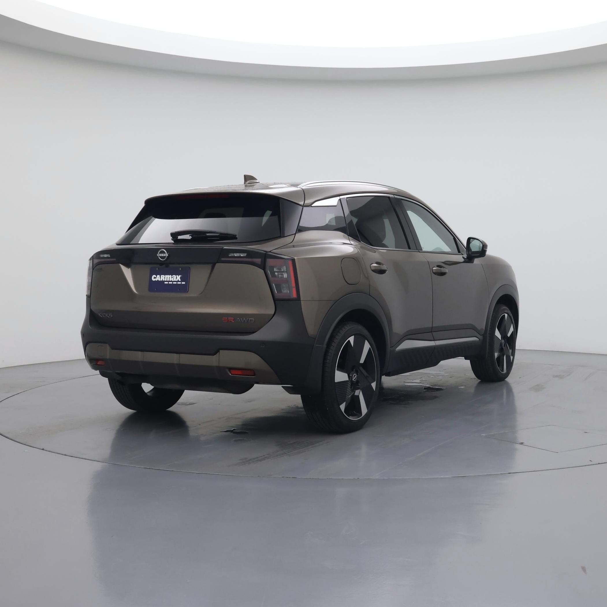 Thumbnail: 2025 Nissan Kicks - 8