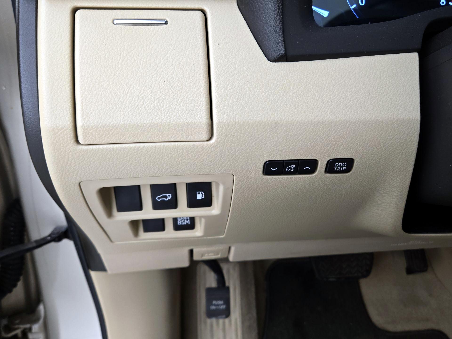 Thumbnail: 2015 Lexus RX - 13