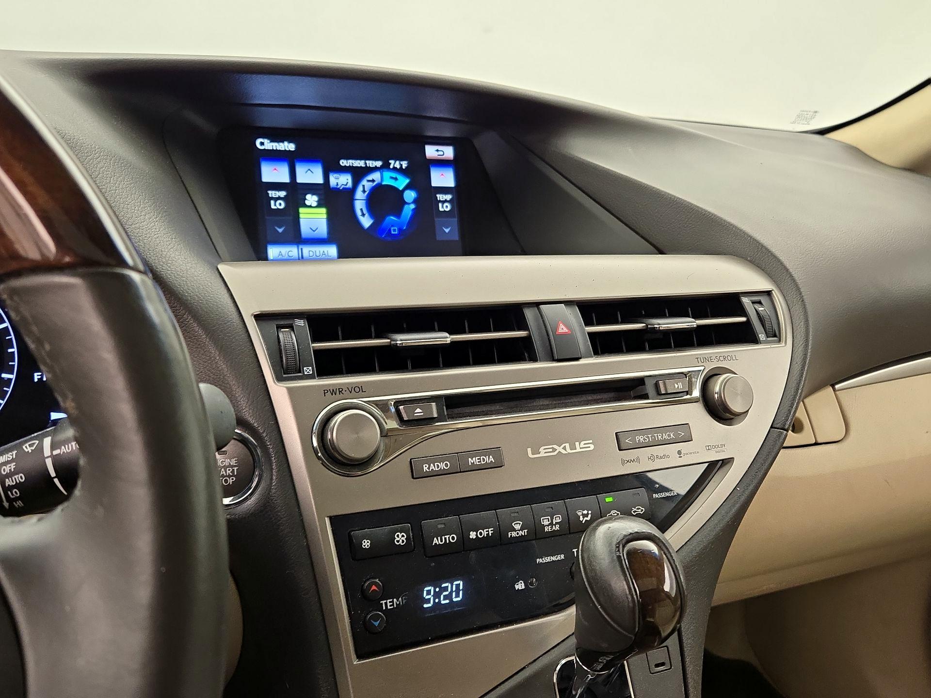 Thumbnail: 2015 Lexus RX - 17