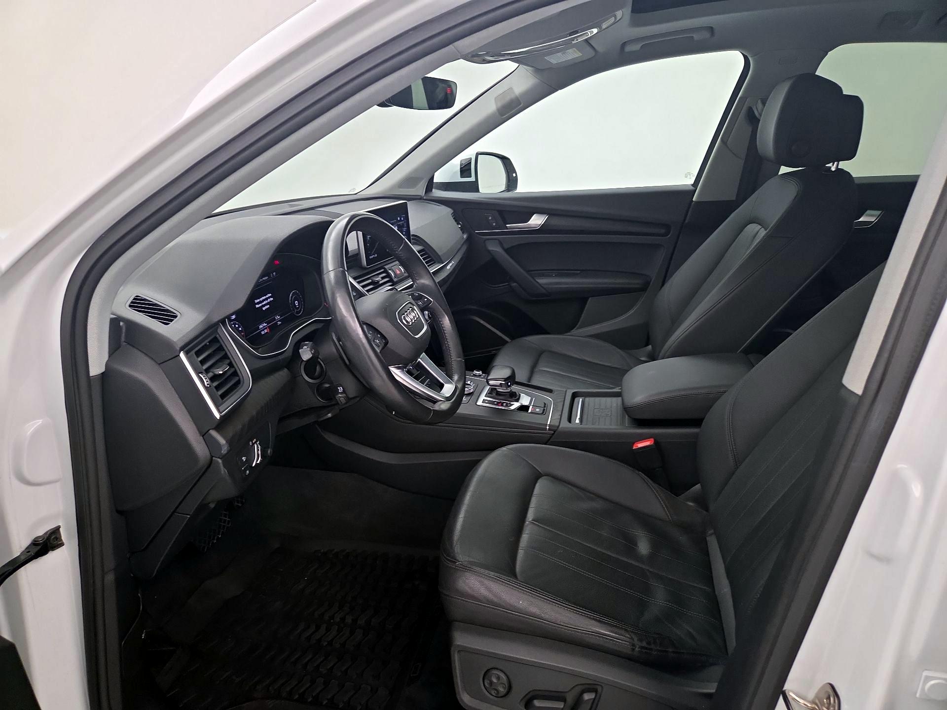 Thumbnail: 2020 Audi Q5 - 11