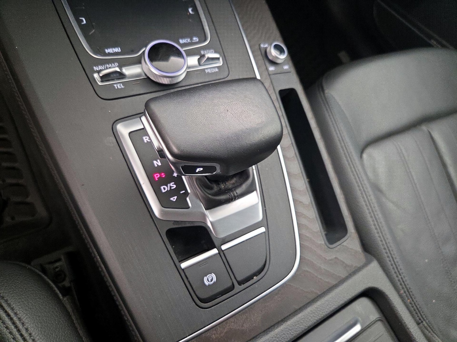 2020 Audi Q5 Premium Plus - Photo 19
