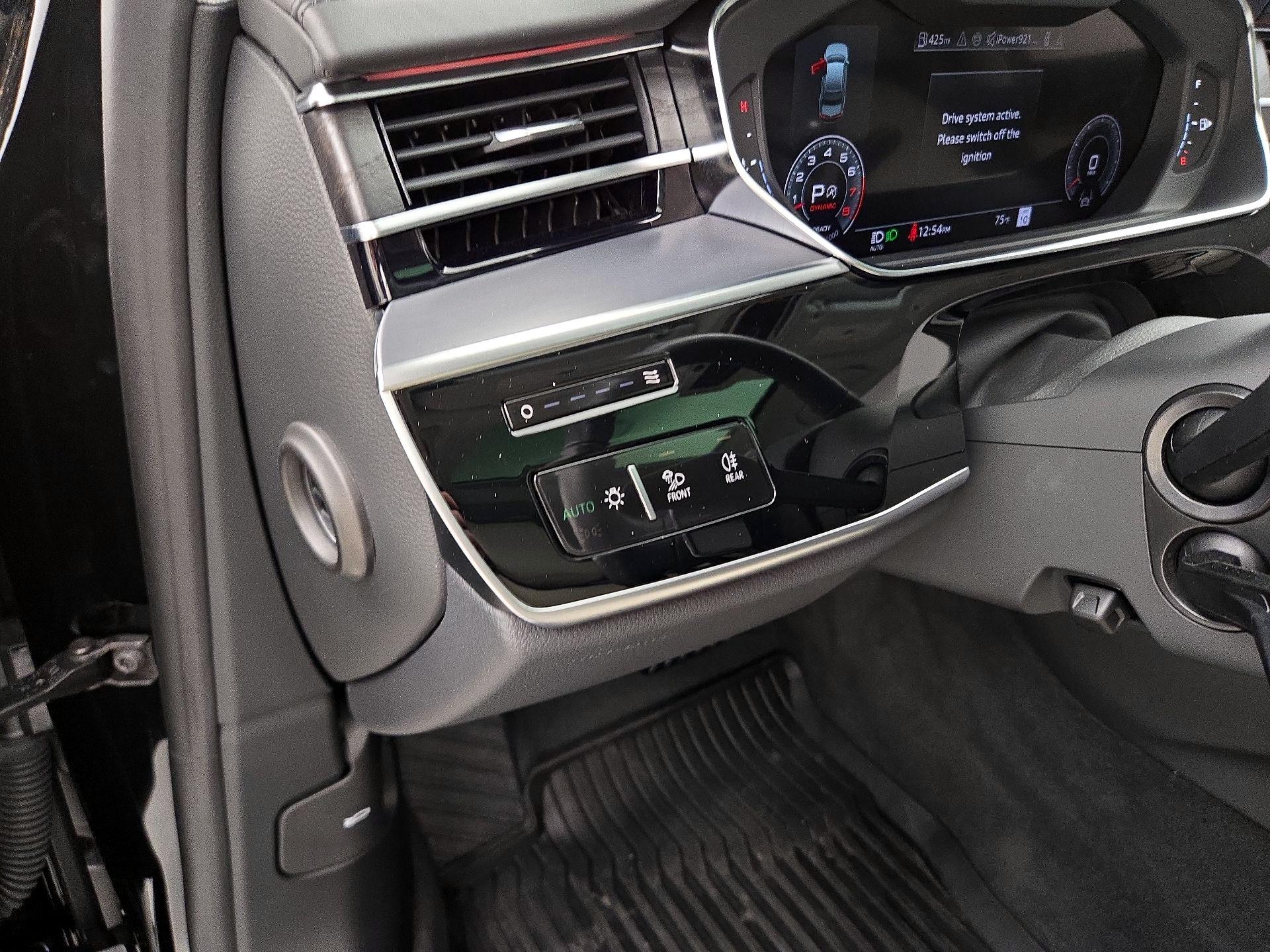 Thumbnail: 2025 Audi A8 - 13