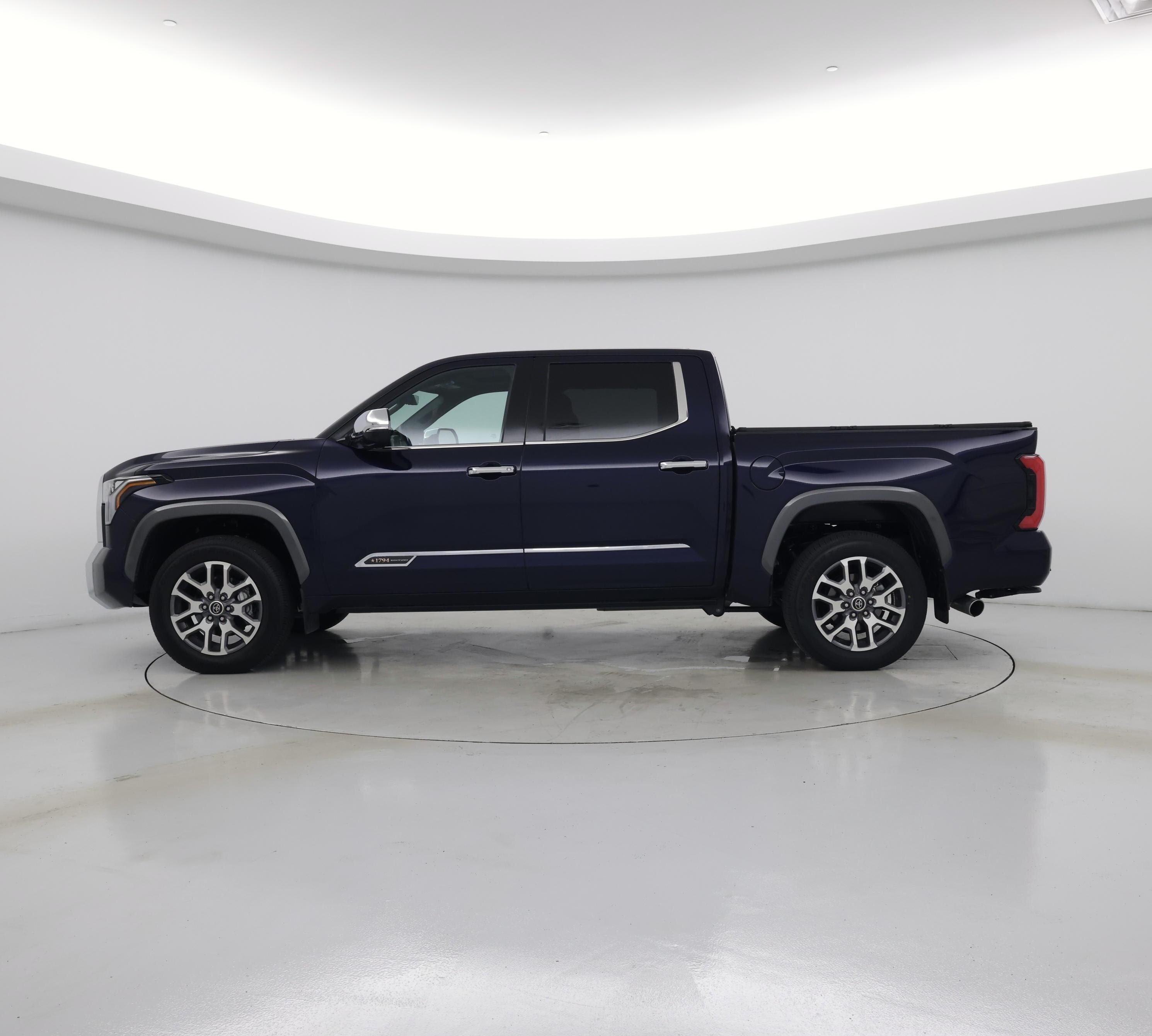 Thumbnail: 2023 Toyota Tundra - 3