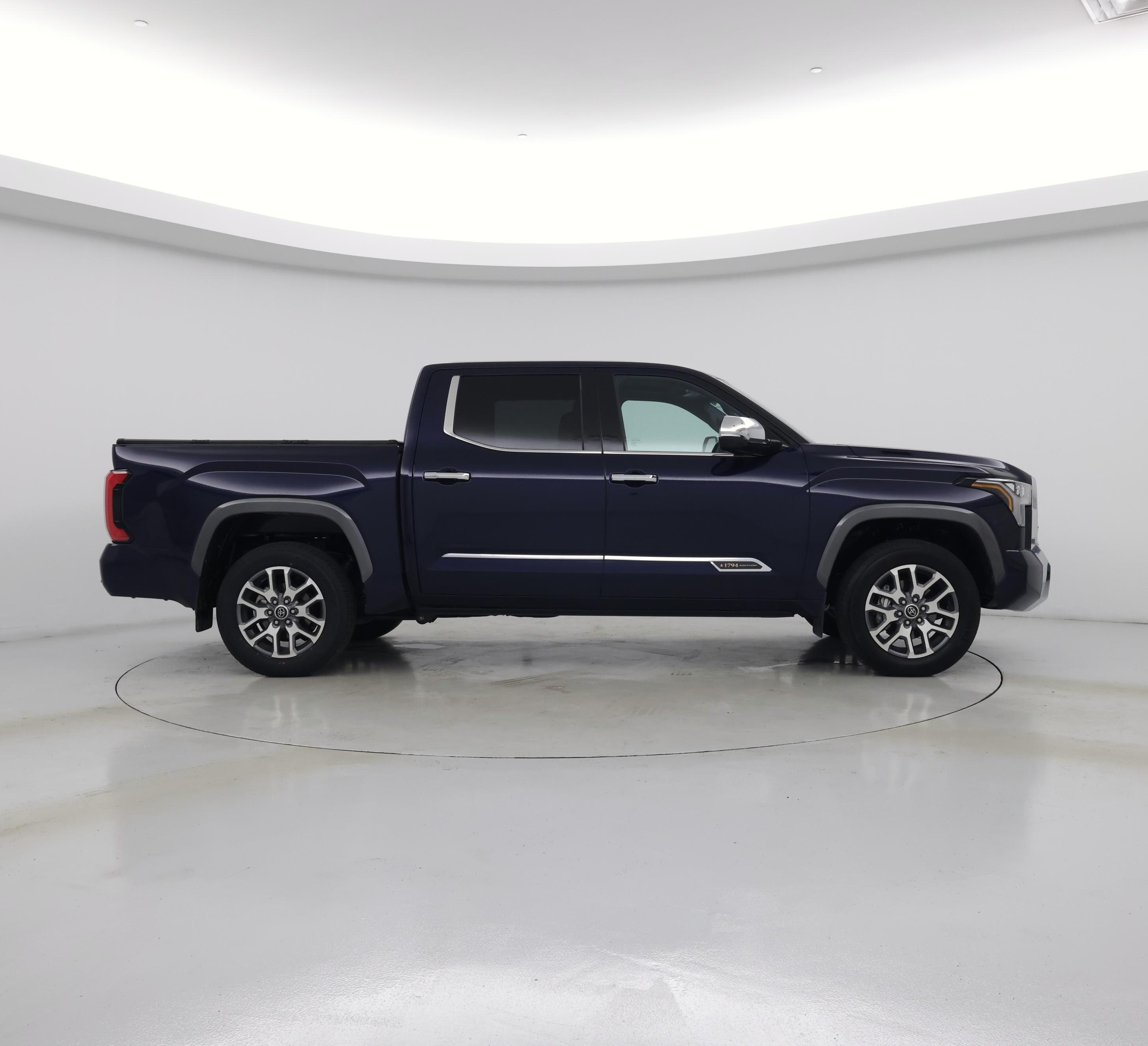 Thumbnail: 2023 Toyota Tundra - 7