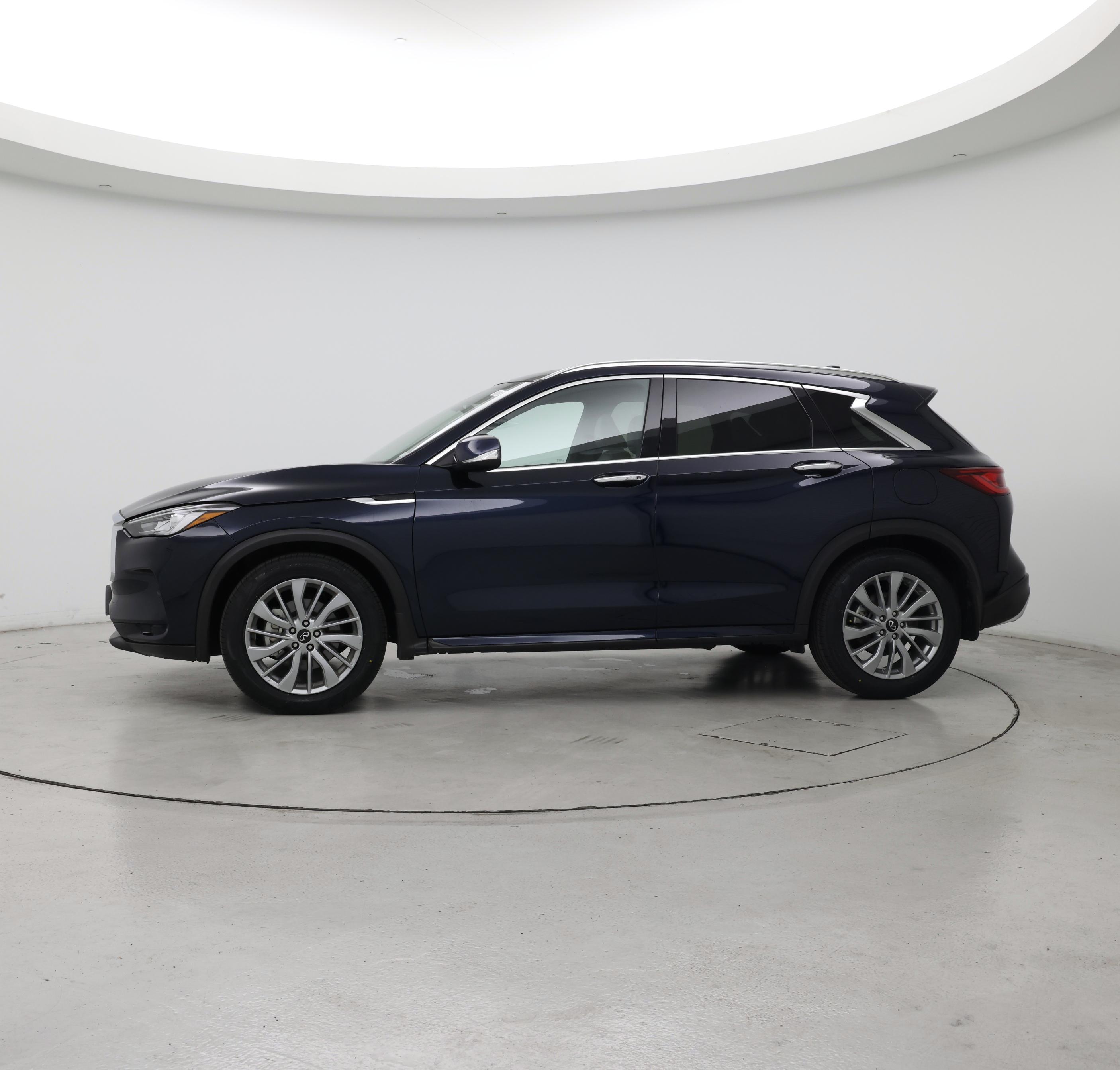 Thumbnail: 2023 INFINITI QX50 - 3