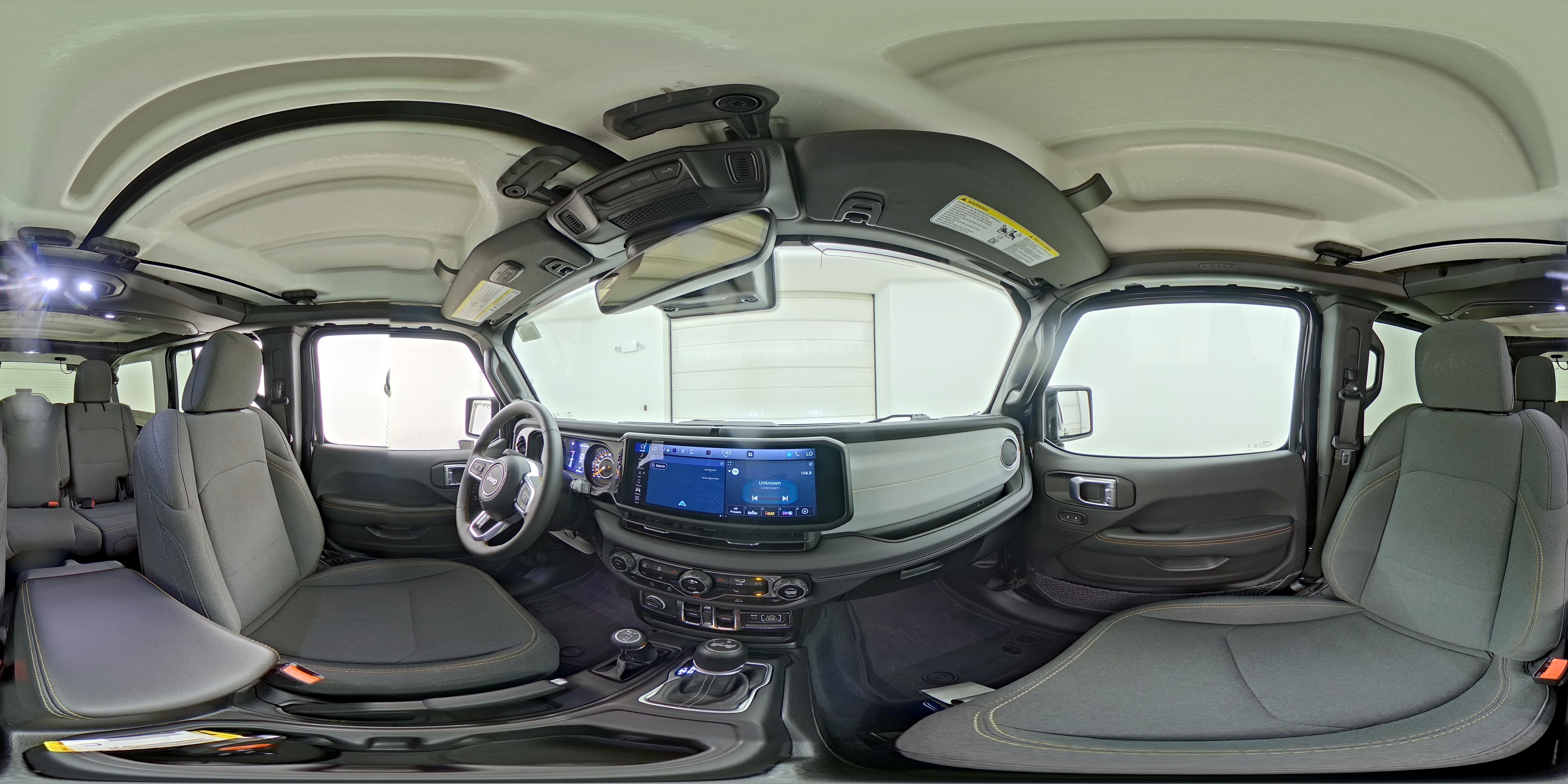 2024 Jeep Wrangler 4-Door Sahara - Photo 25