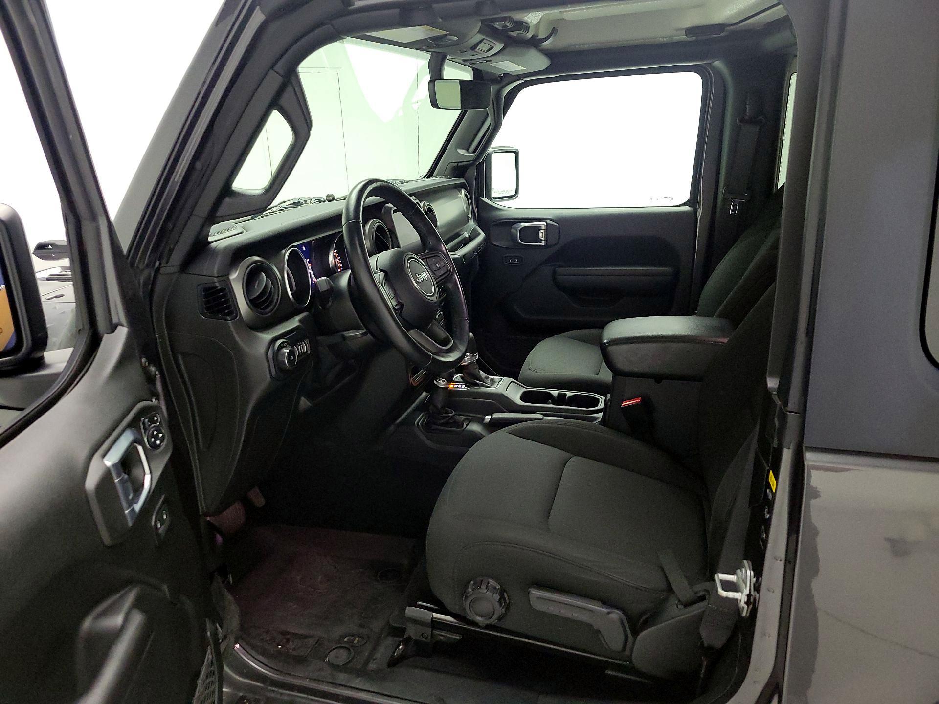 Thumbnail: 2021 Jeep Wrangler - 11