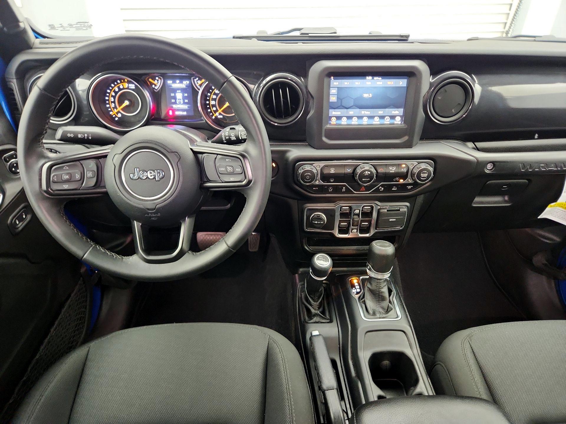 Thumbnail: 2022 Jeep Wrangler - 9