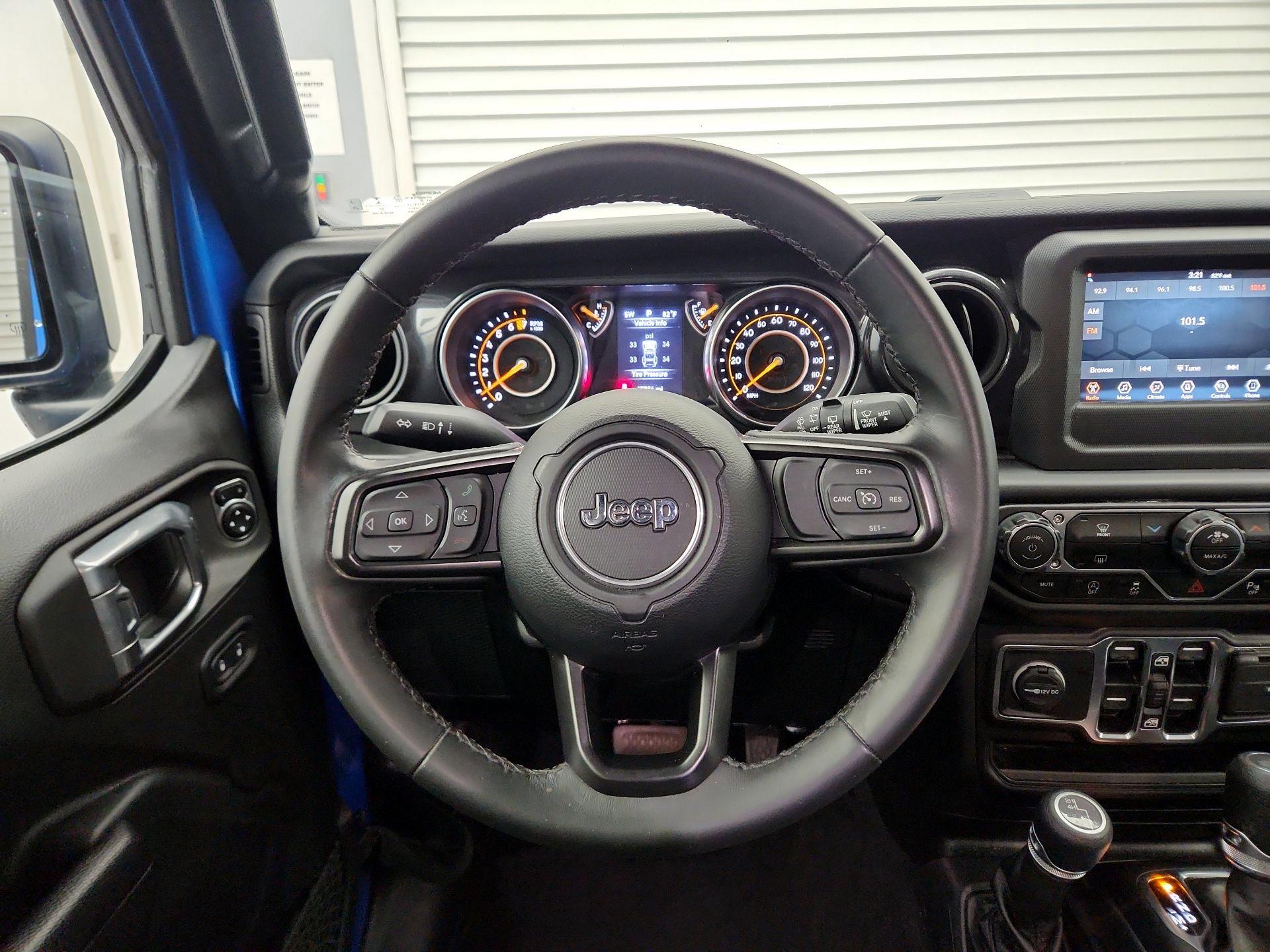 Thumbnail: 2022 Jeep Wrangler - 10