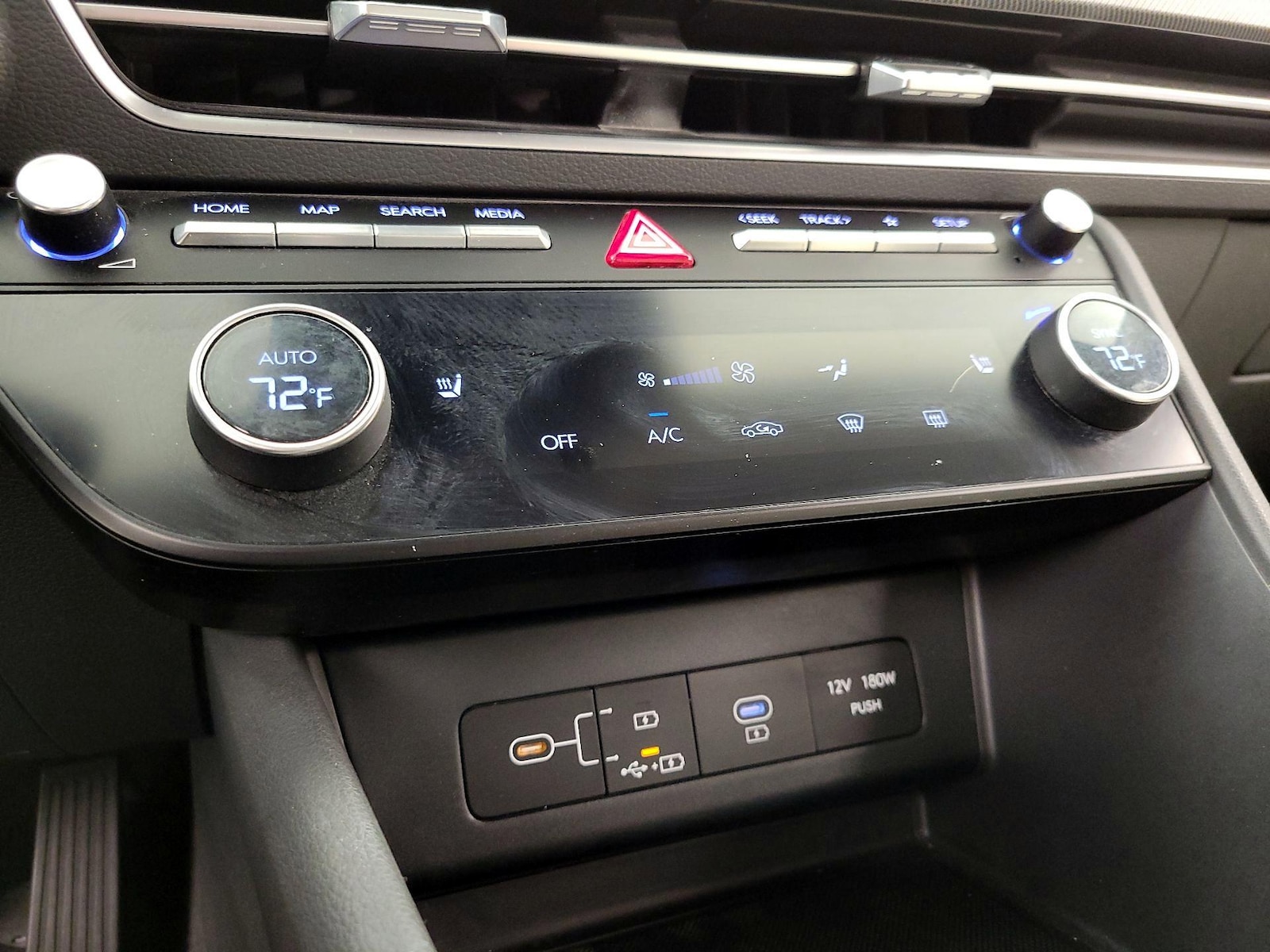 2025 Hyundai Sonata SEL - Photo 17