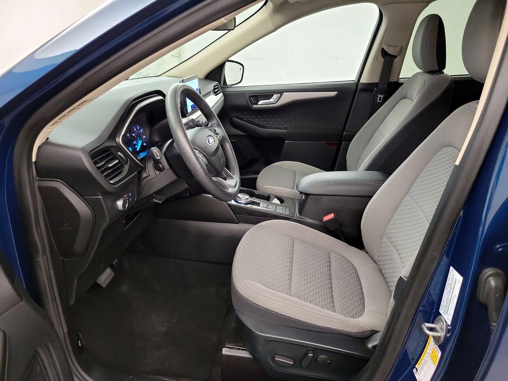 Thumbnail: 2020 Ford Escape - 11