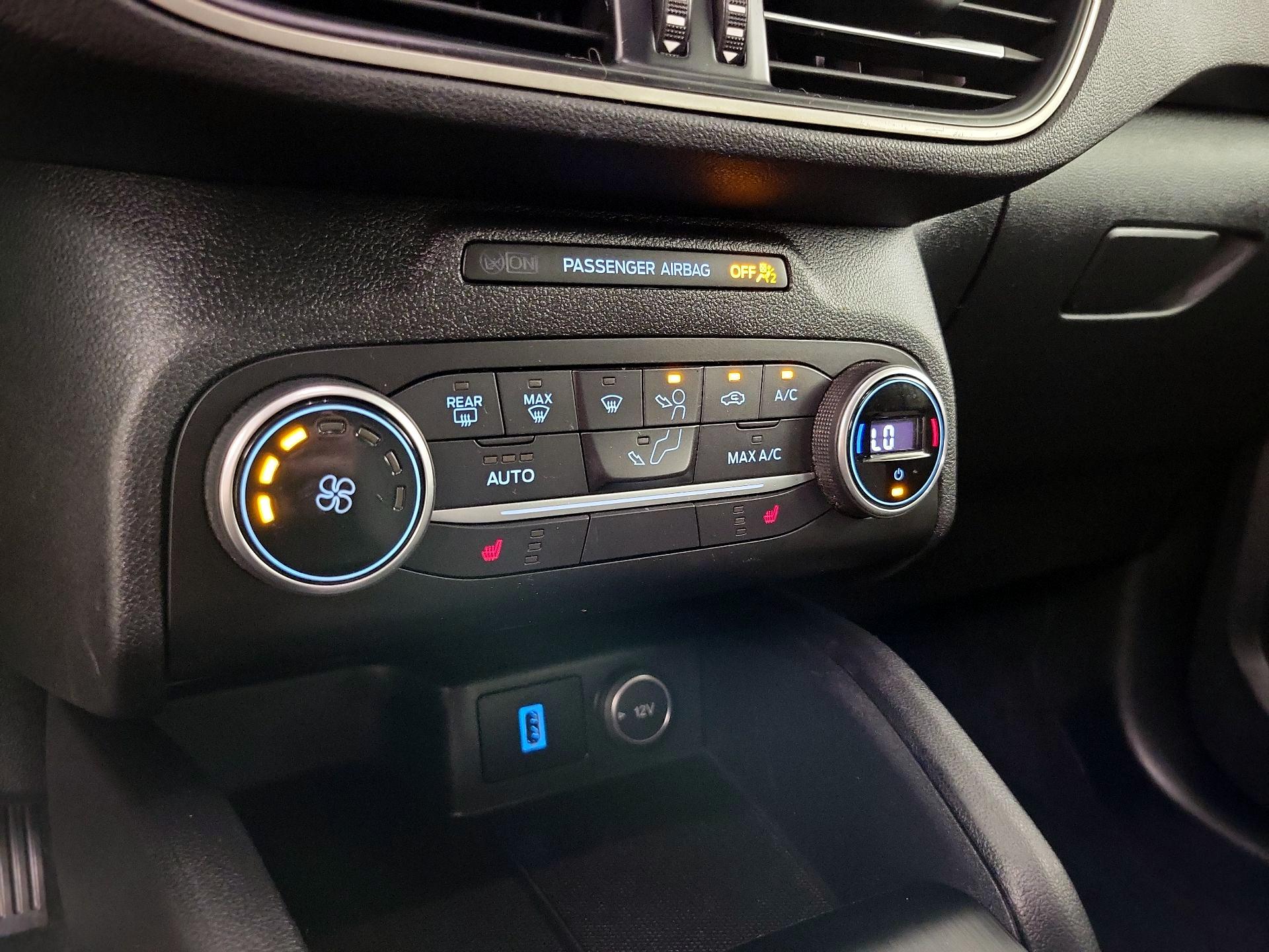 Thumbnail: 2020 Ford Escape - 16