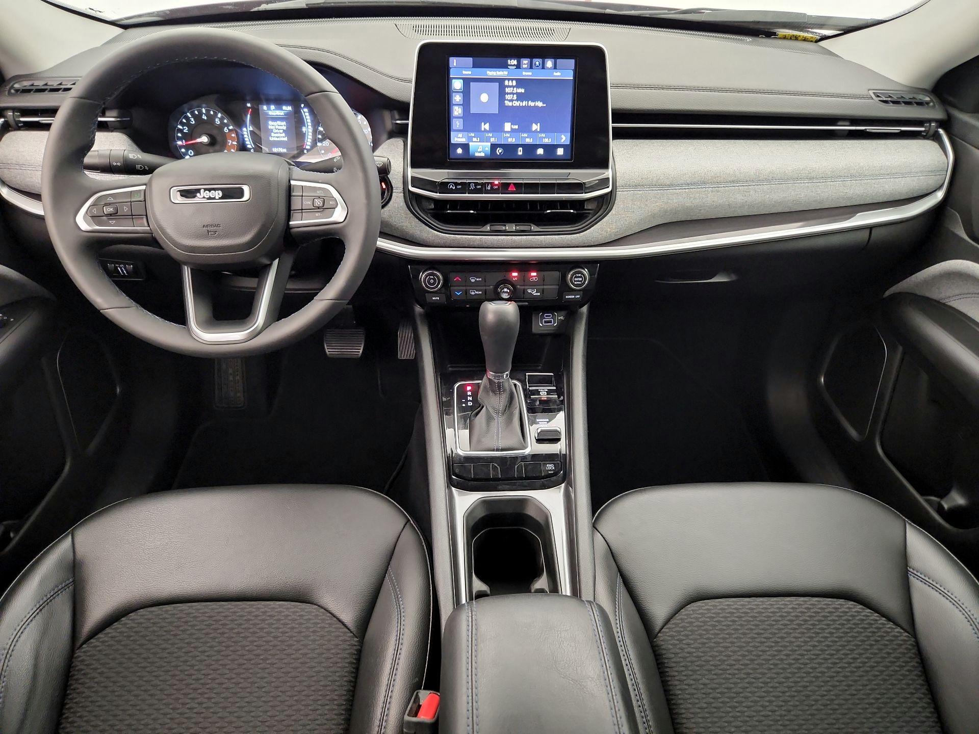 Thumbnail: 2022 Jeep Compass - 9