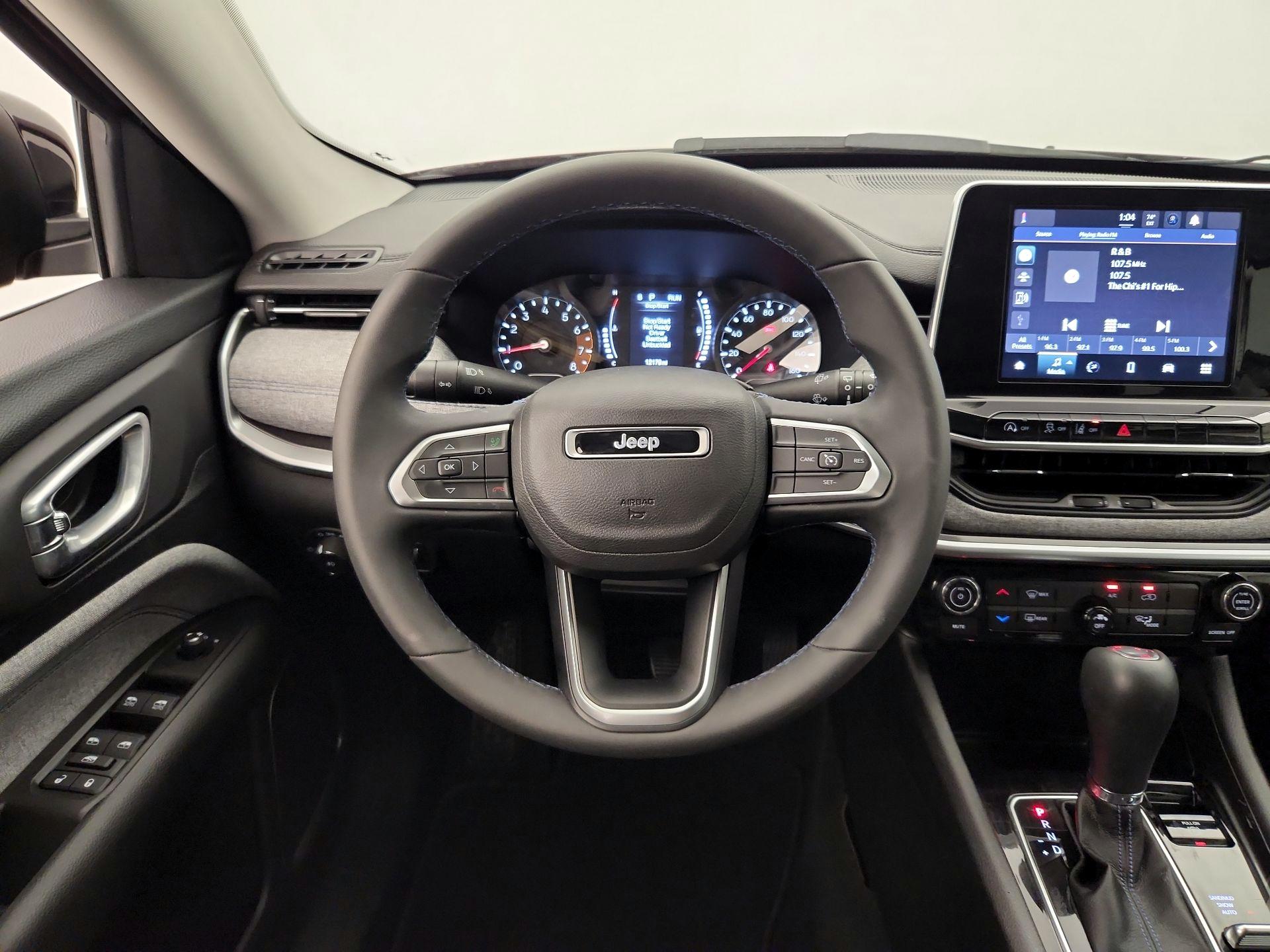 Thumbnail: 2022 Jeep Compass - 10