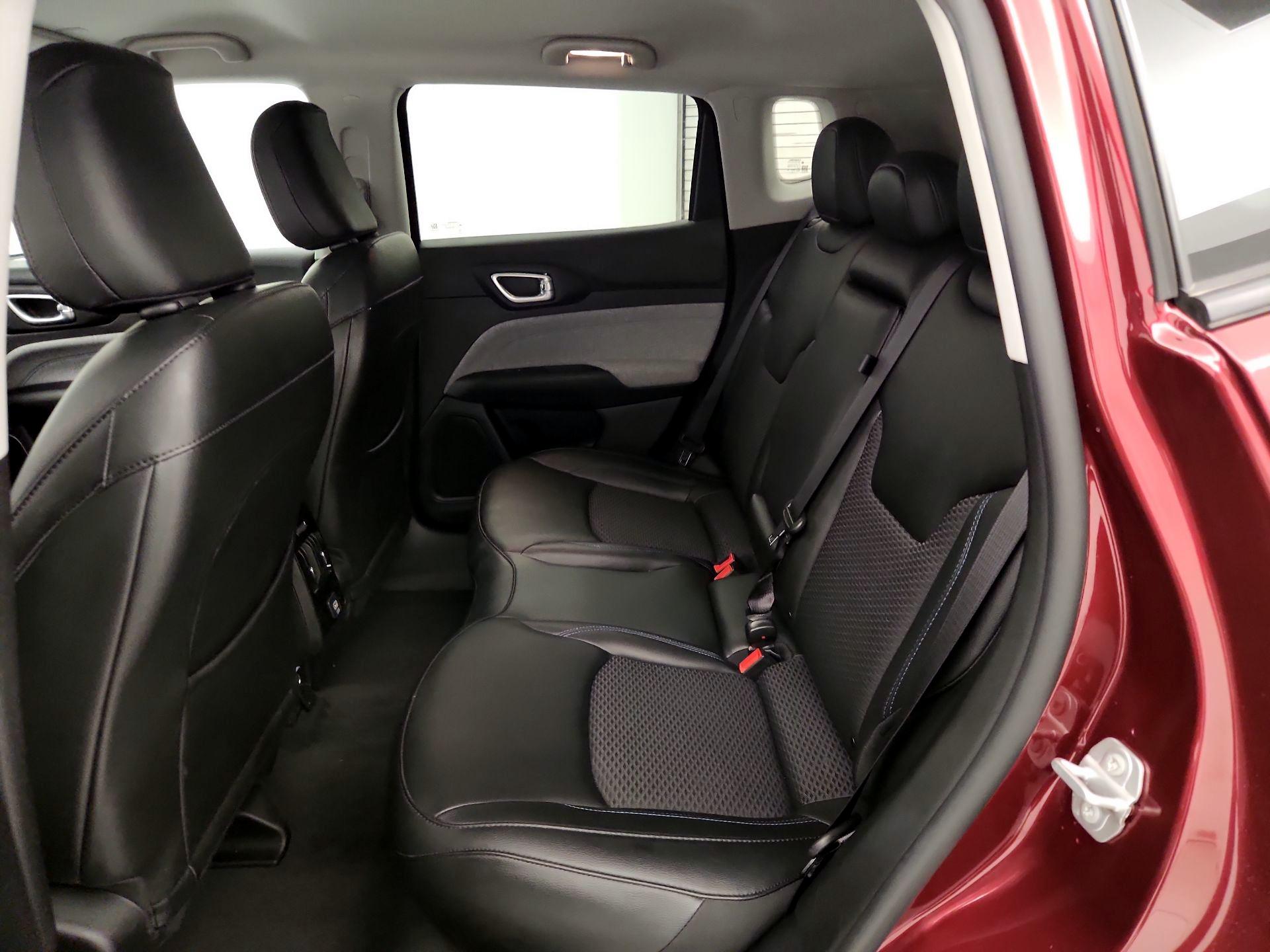 Thumbnail: 2022 Jeep Compass - 19