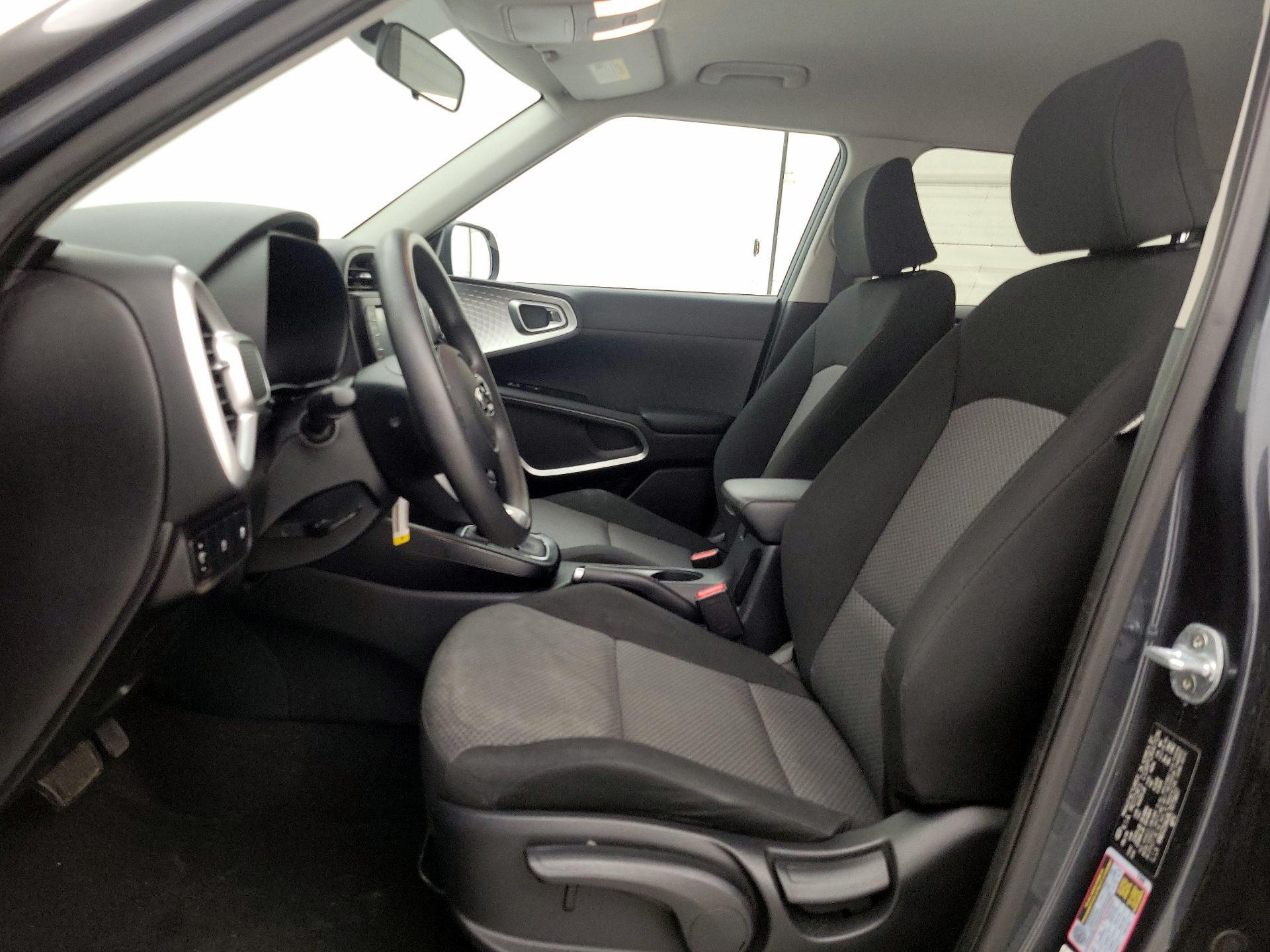 Thumbnail: 2020 Kia Soul - 11