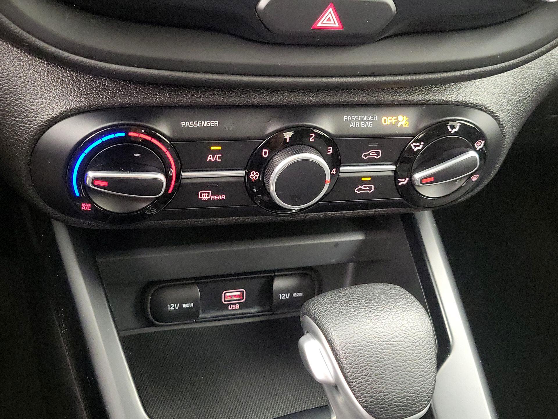 Thumbnail: 2020 Kia Soul - 16