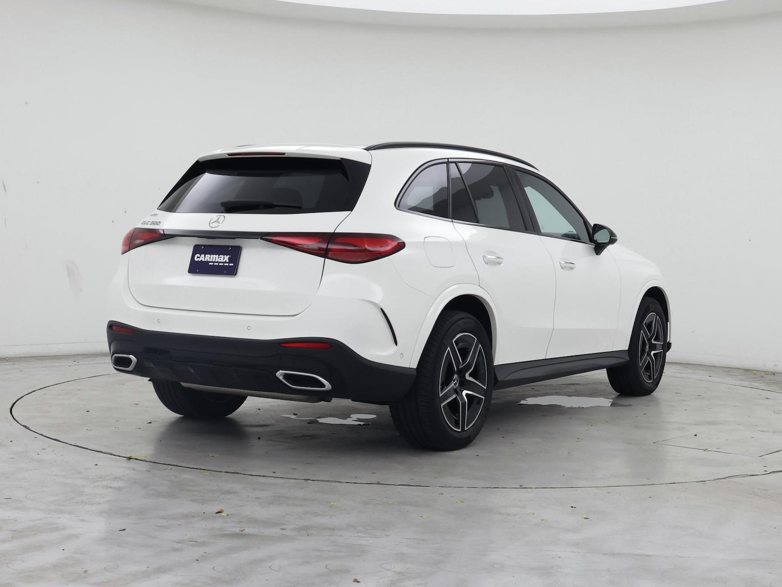 2024 Mercedes-Benz GLC GLC300 - Photo 9