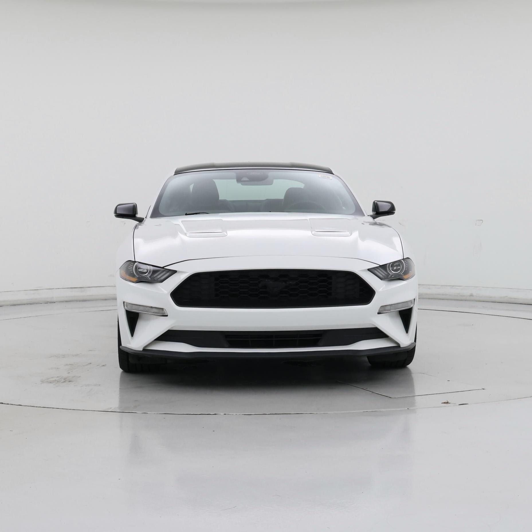 Thumbnail: 2022 Ford Mustang - 5