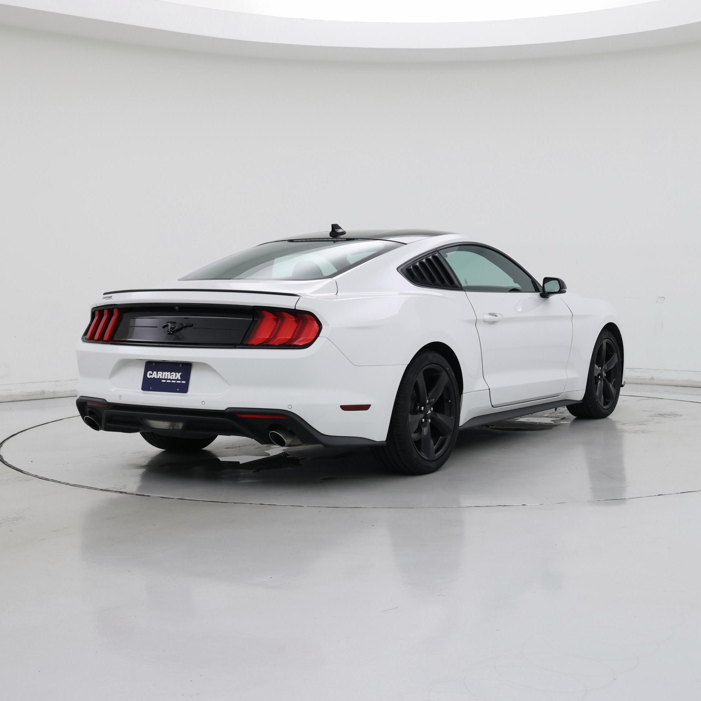 Thumbnail: 2022 Ford Mustang - 8