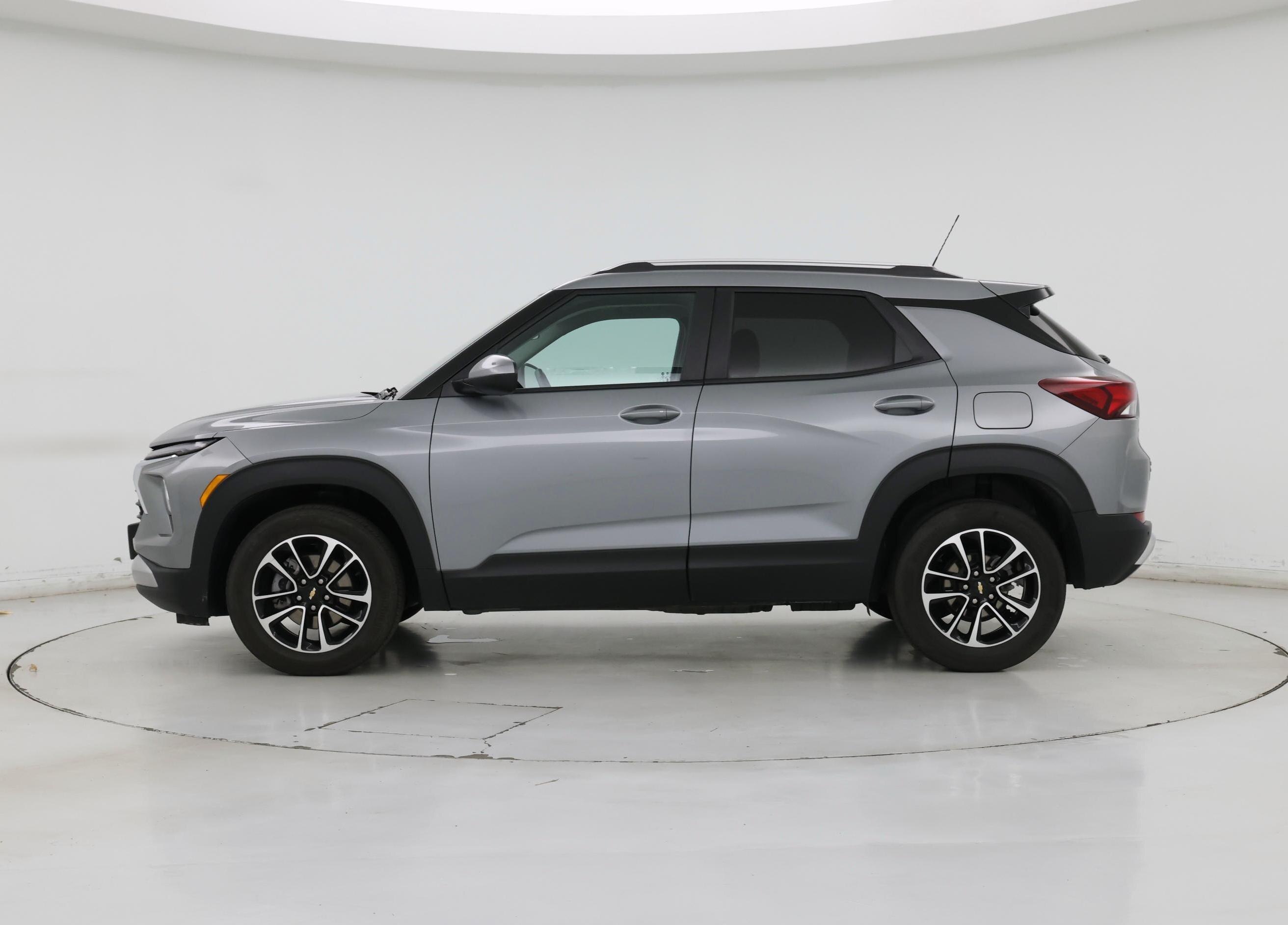 Thumbnail: 2024 Chevrolet TrailBlazer - 3