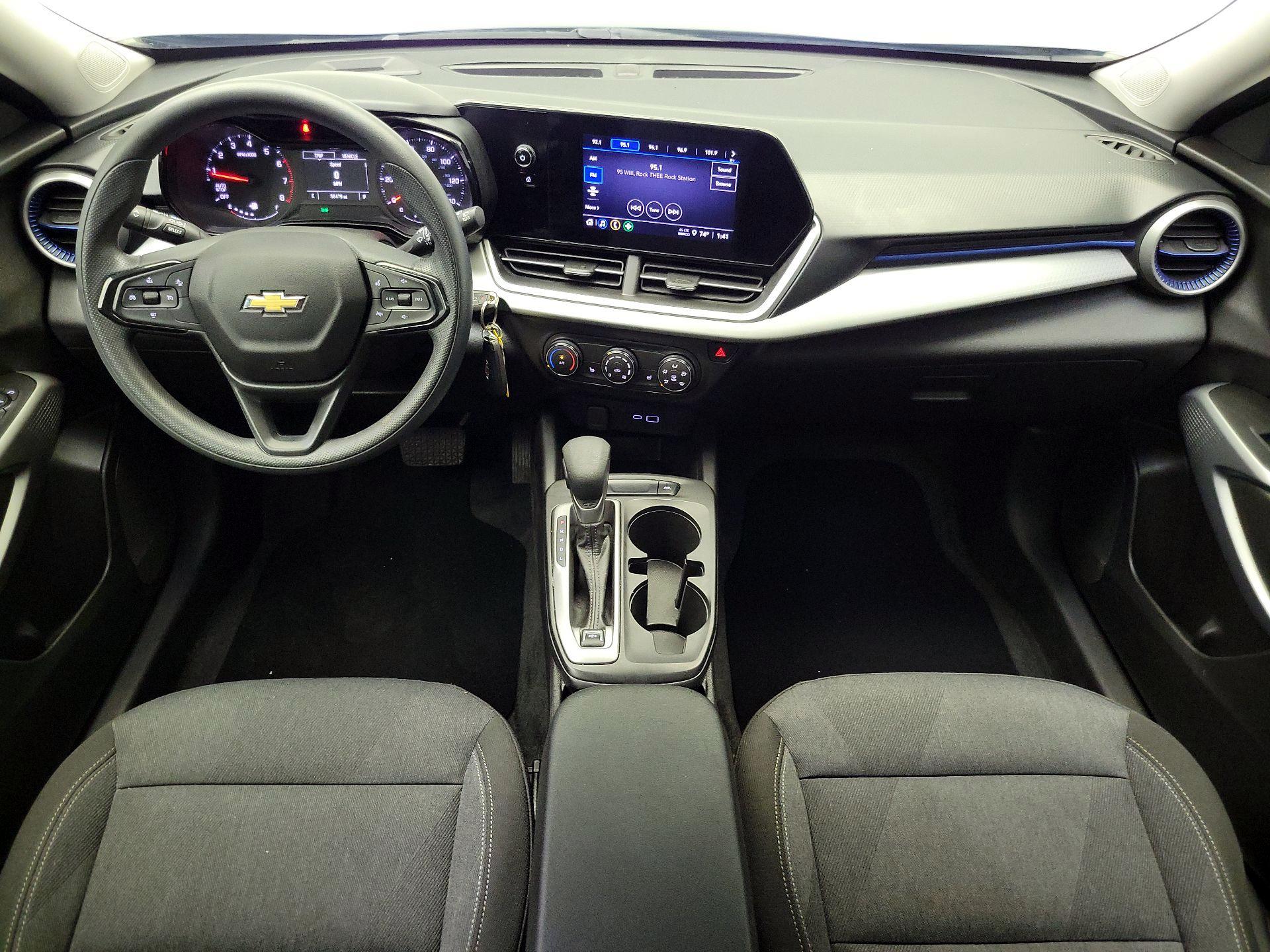 Thumbnail: 2024 Chevrolet Trax - 9