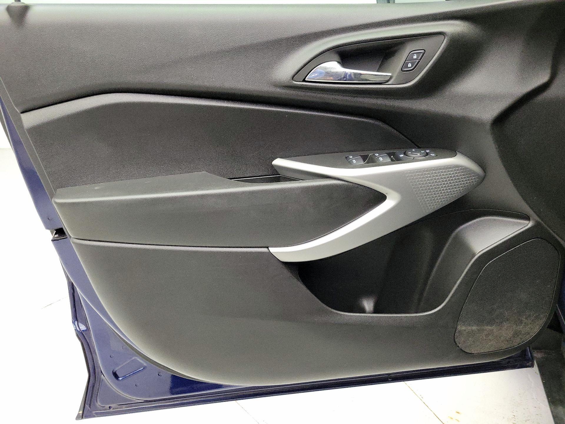 Thumbnail: 2024 Chevrolet Trax - 12