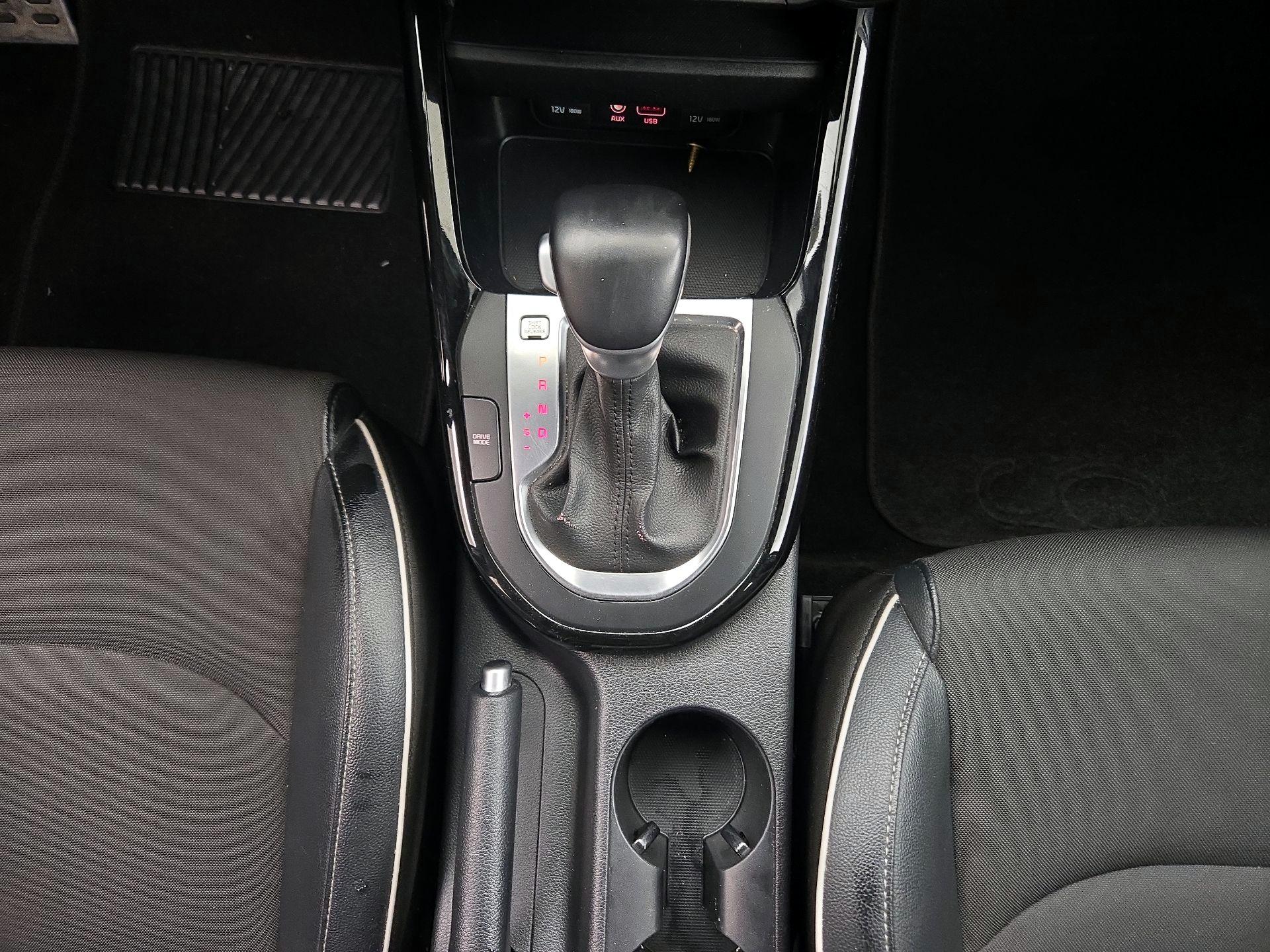 Thumbnail: 2021 Kia Forte - 16