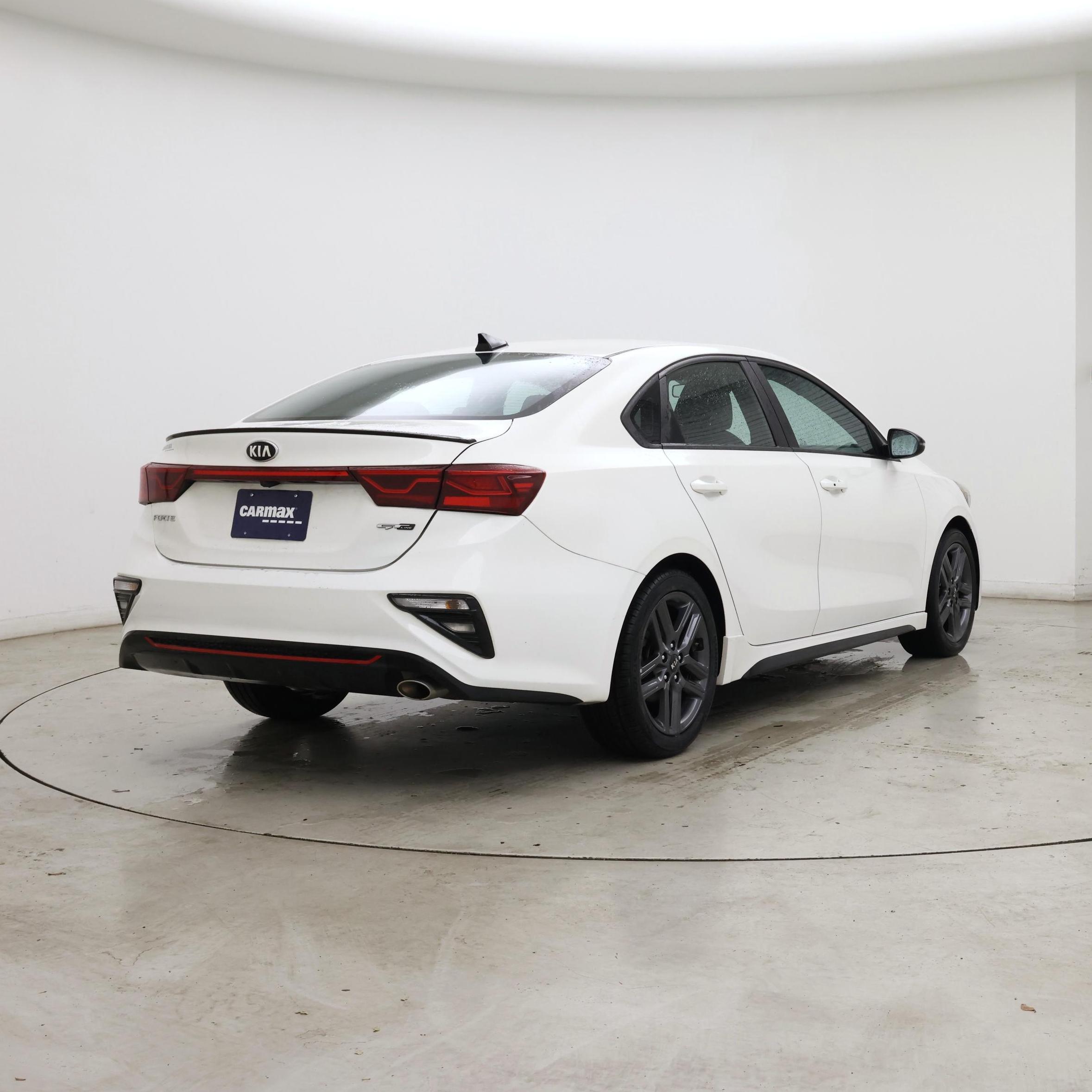Thumbnail: 2021 Kia Forte - 8