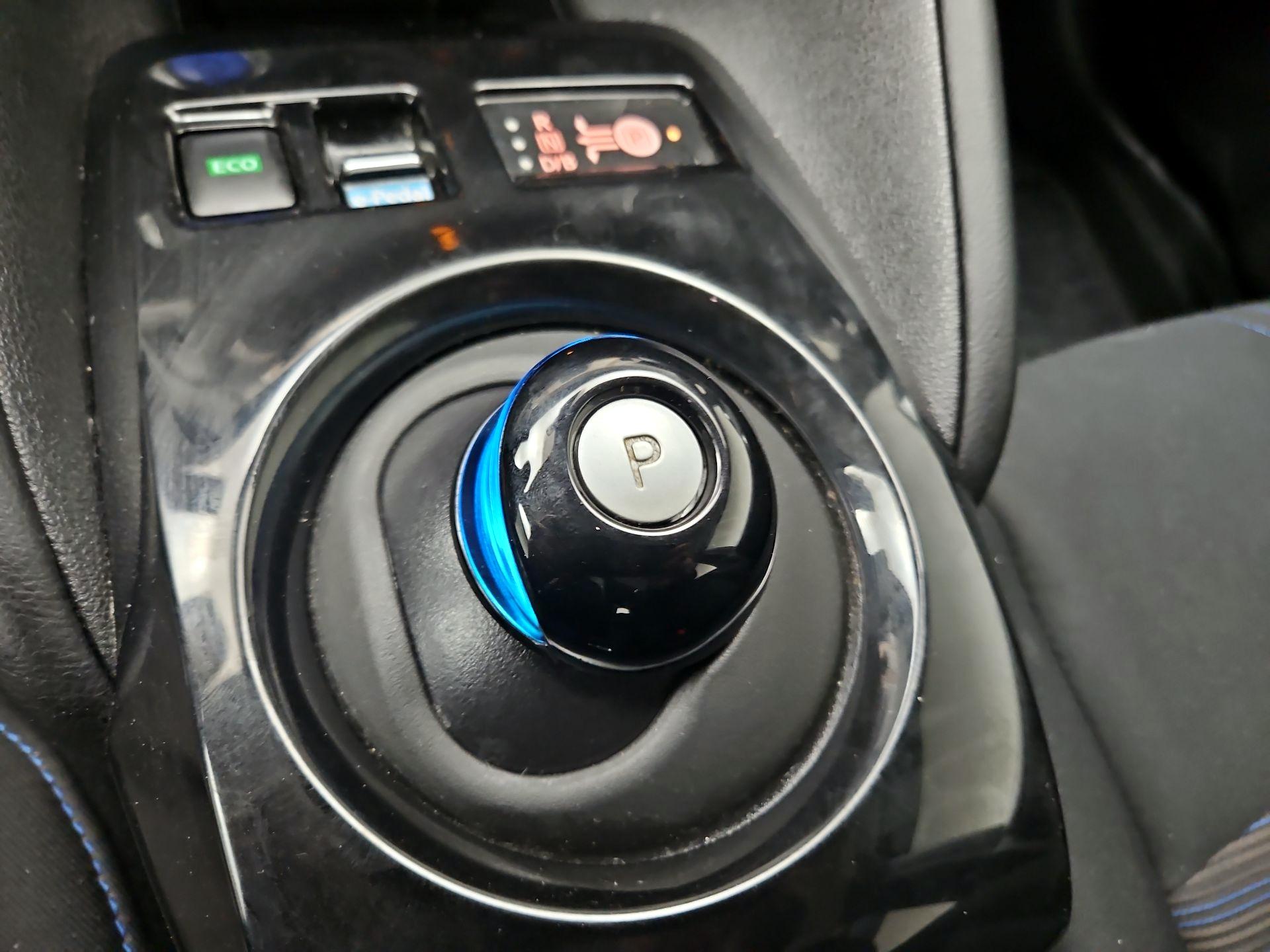 Thumbnail: 2024 Nissan Leaf - 18
