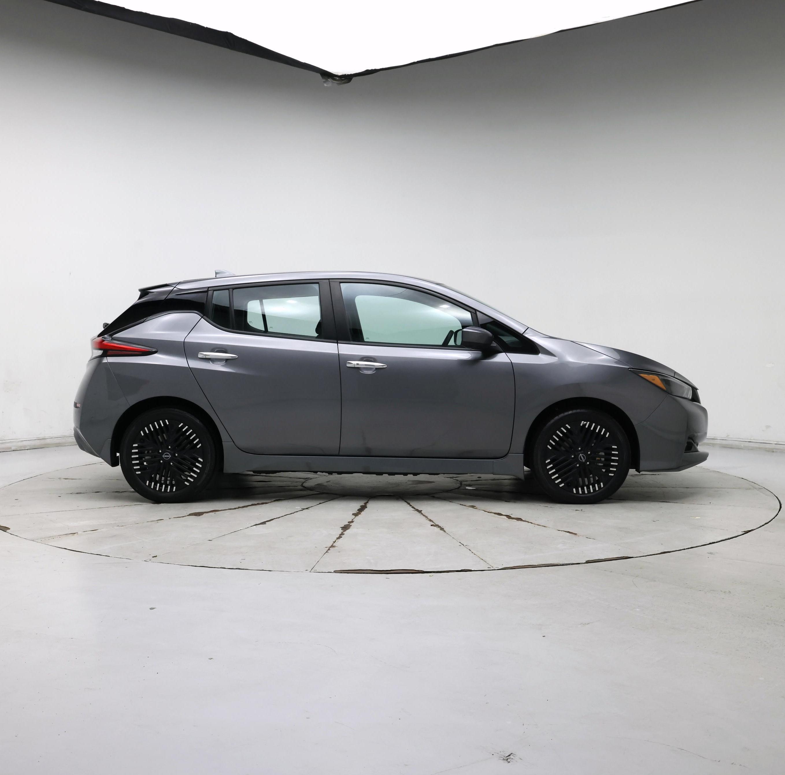 Thumbnail: 2024 Nissan Leaf - 7