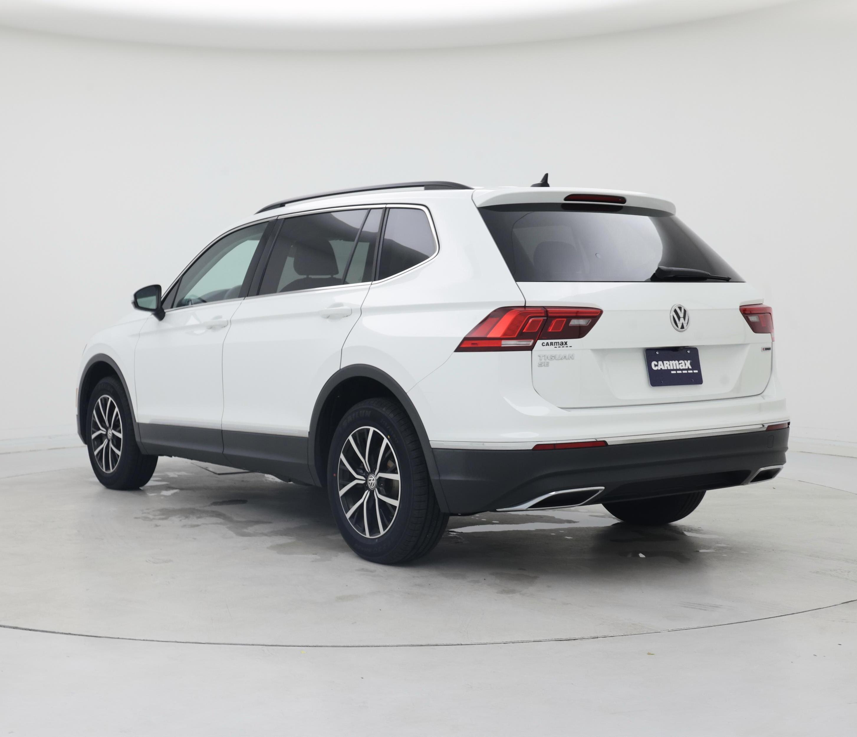 Thumbnail: 2021 Volkswagen Tiguan - 2