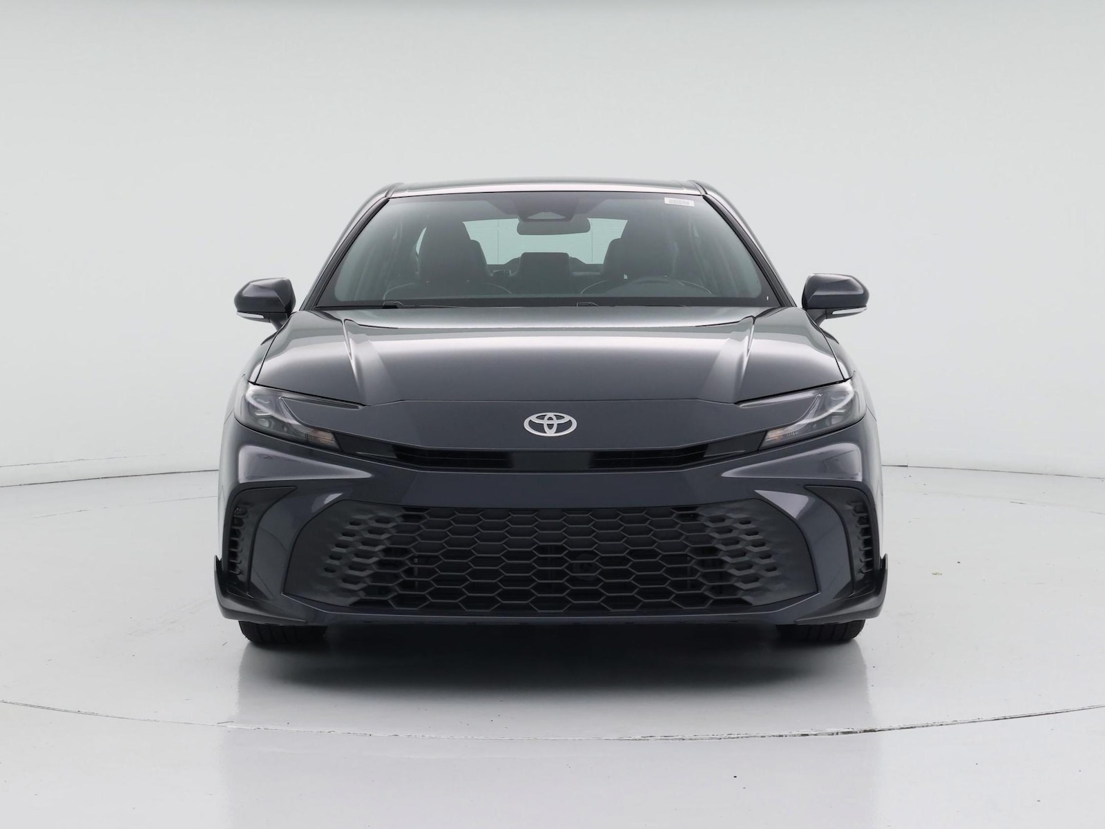 2025 Toyota Camry SE - Photo 6
