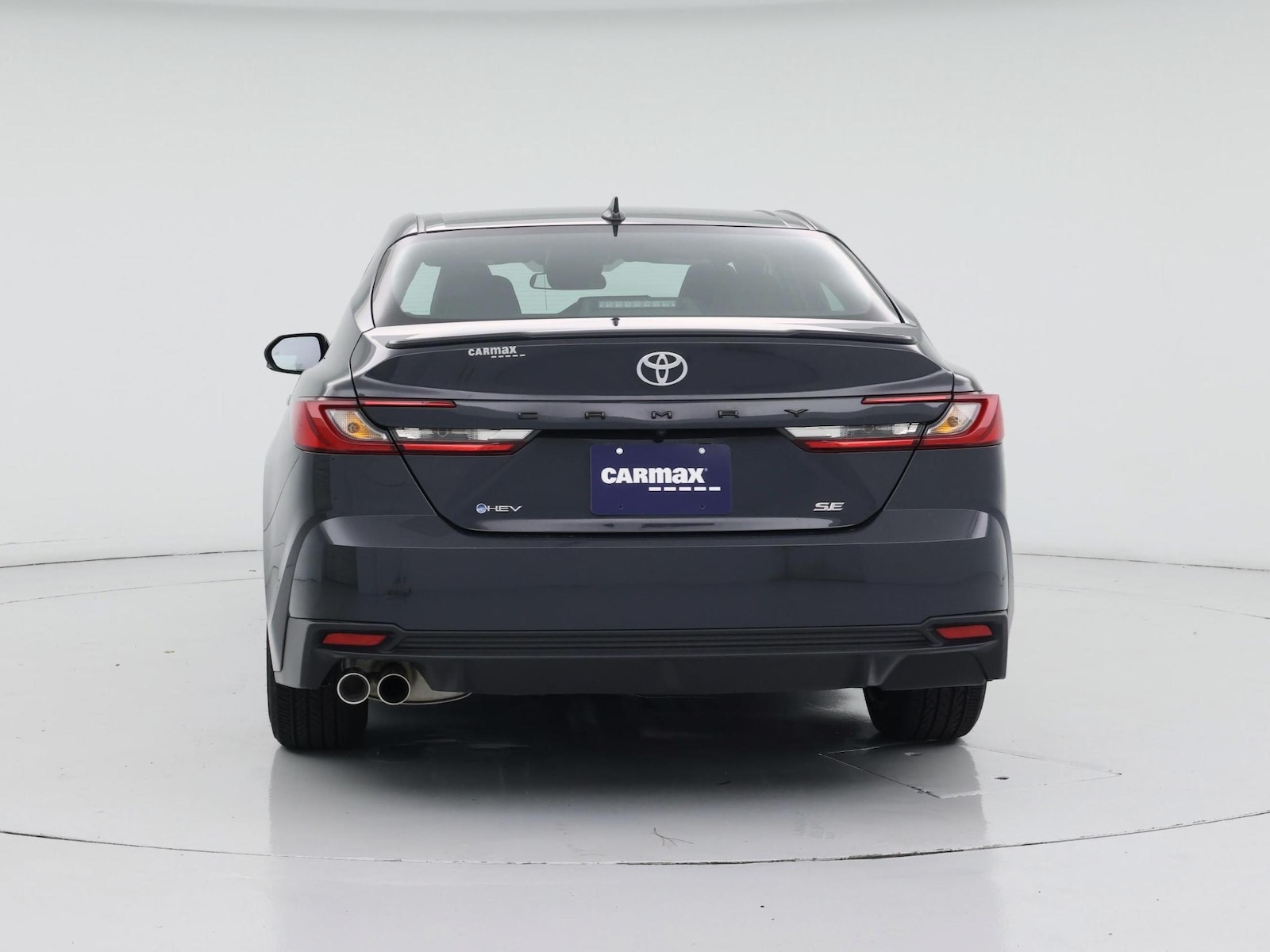 2025 Toyota Camry SE - Photo 7