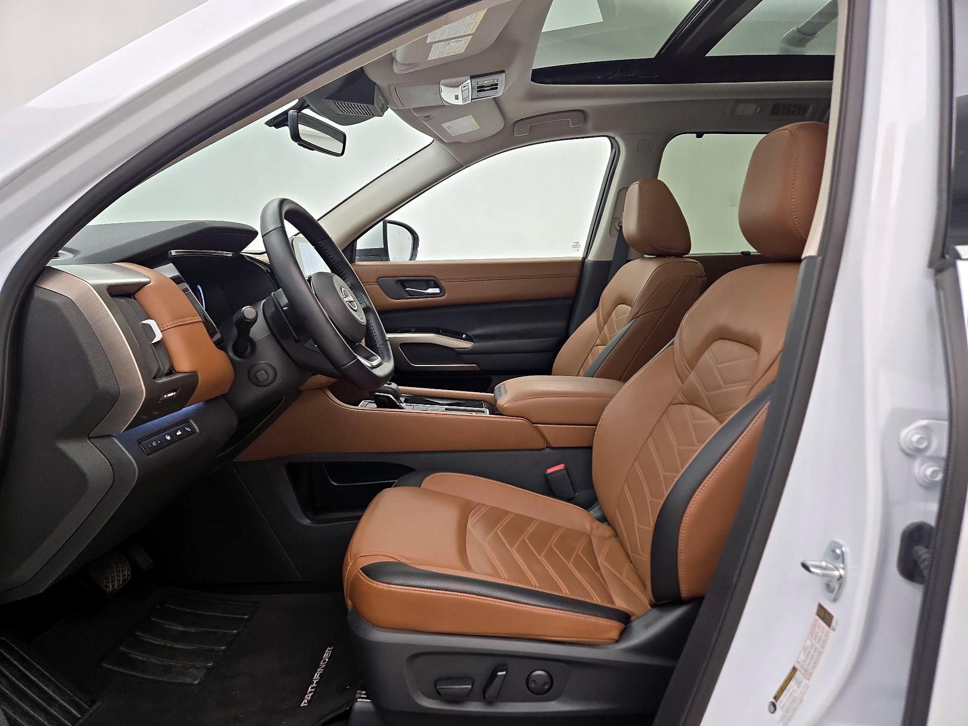 Thumbnail: 2025 Nissan Pathfinder - 11